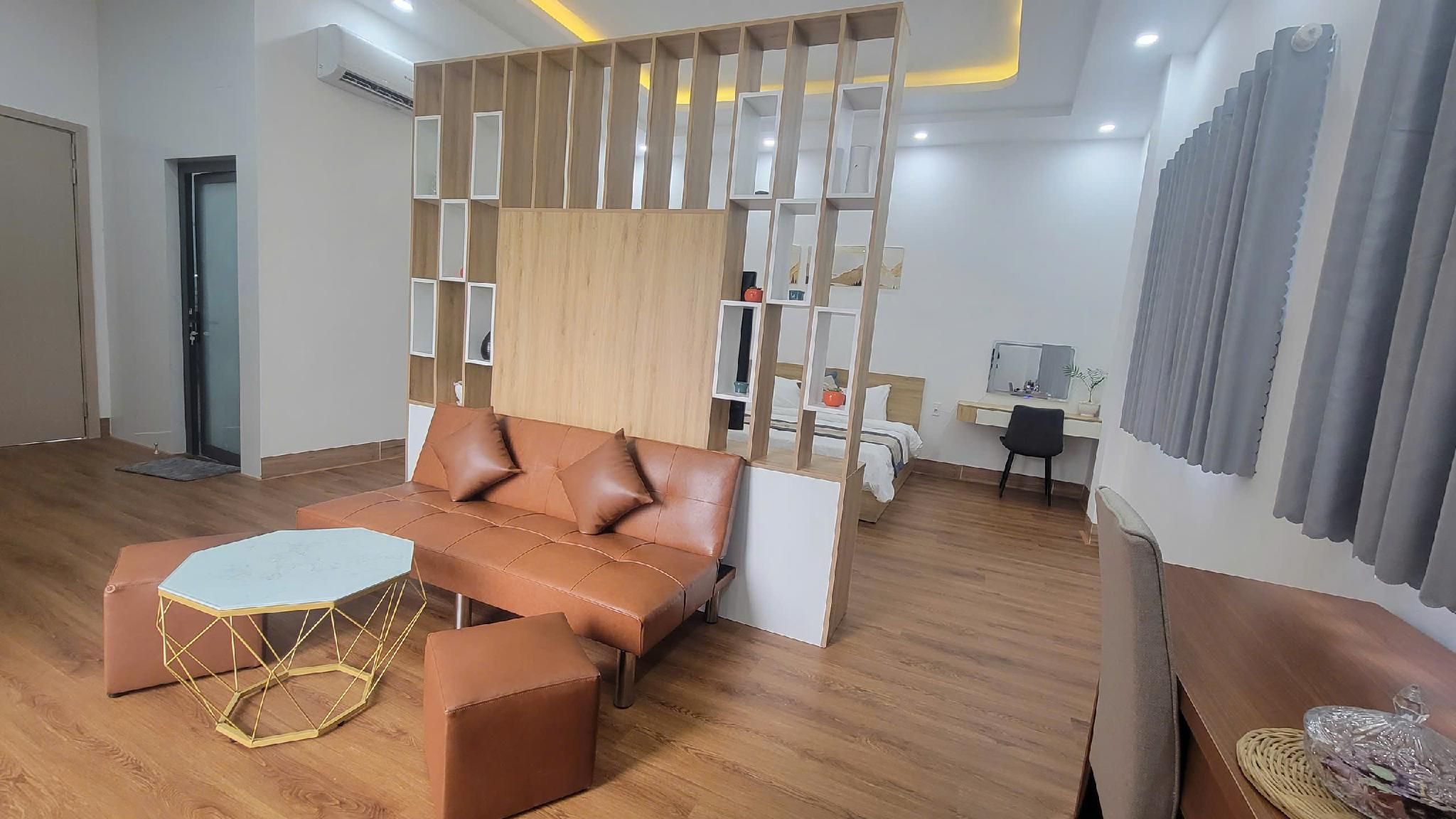 PHÚC LỢI HOTEL Premium Prestige Penthouse Suite 3