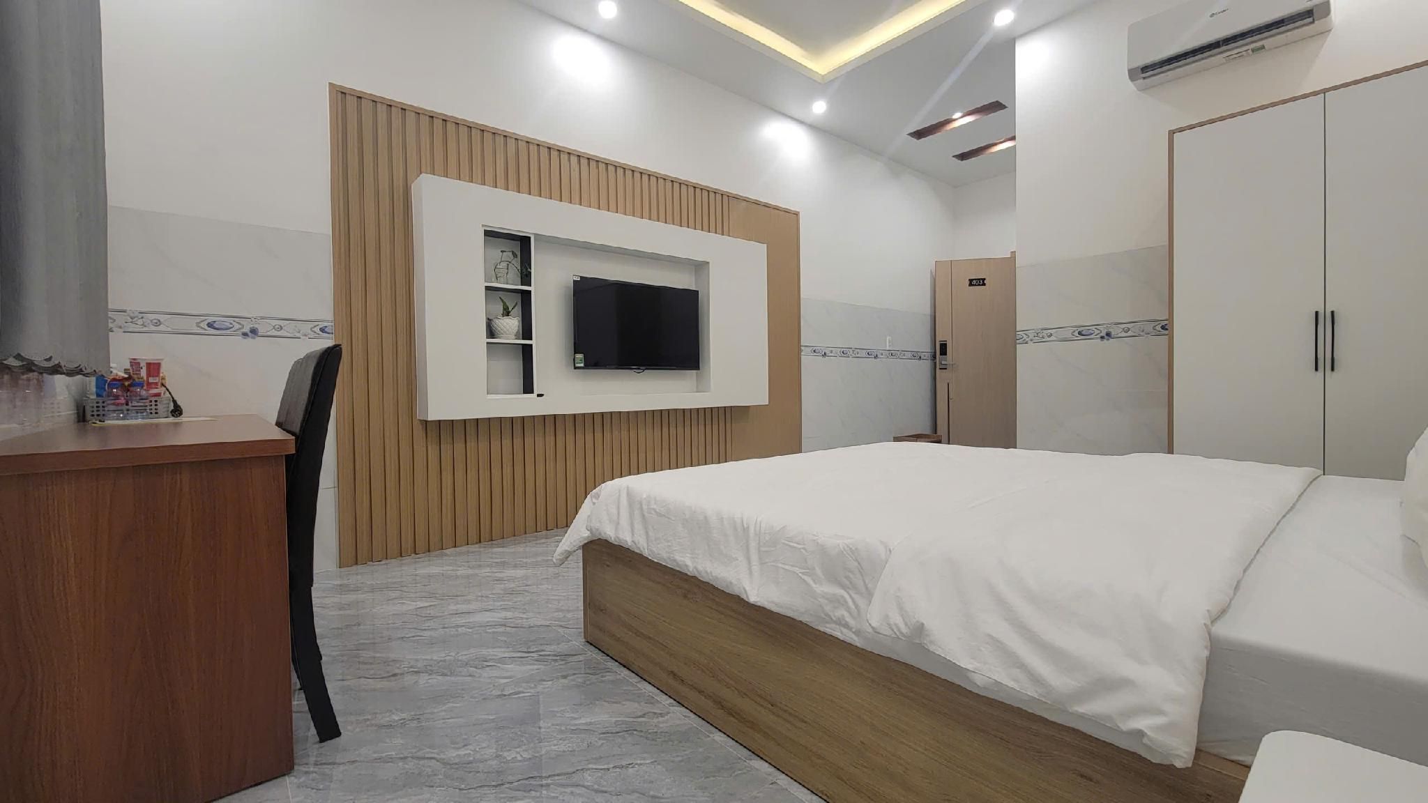 PHÚC LỢI HOTEL Premier Double Room 2