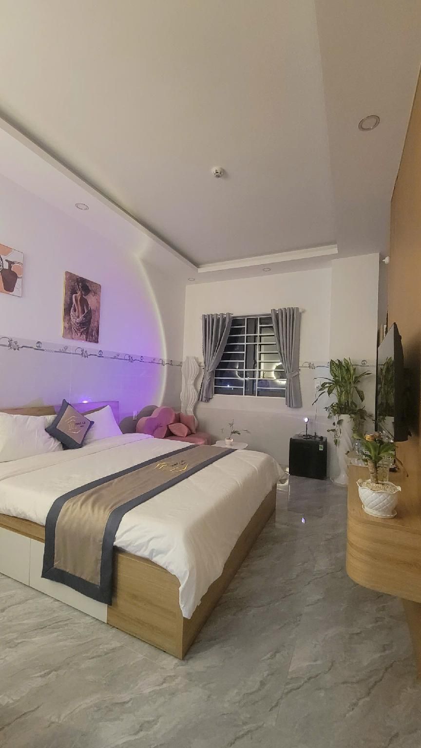 Couple Deluxe Double