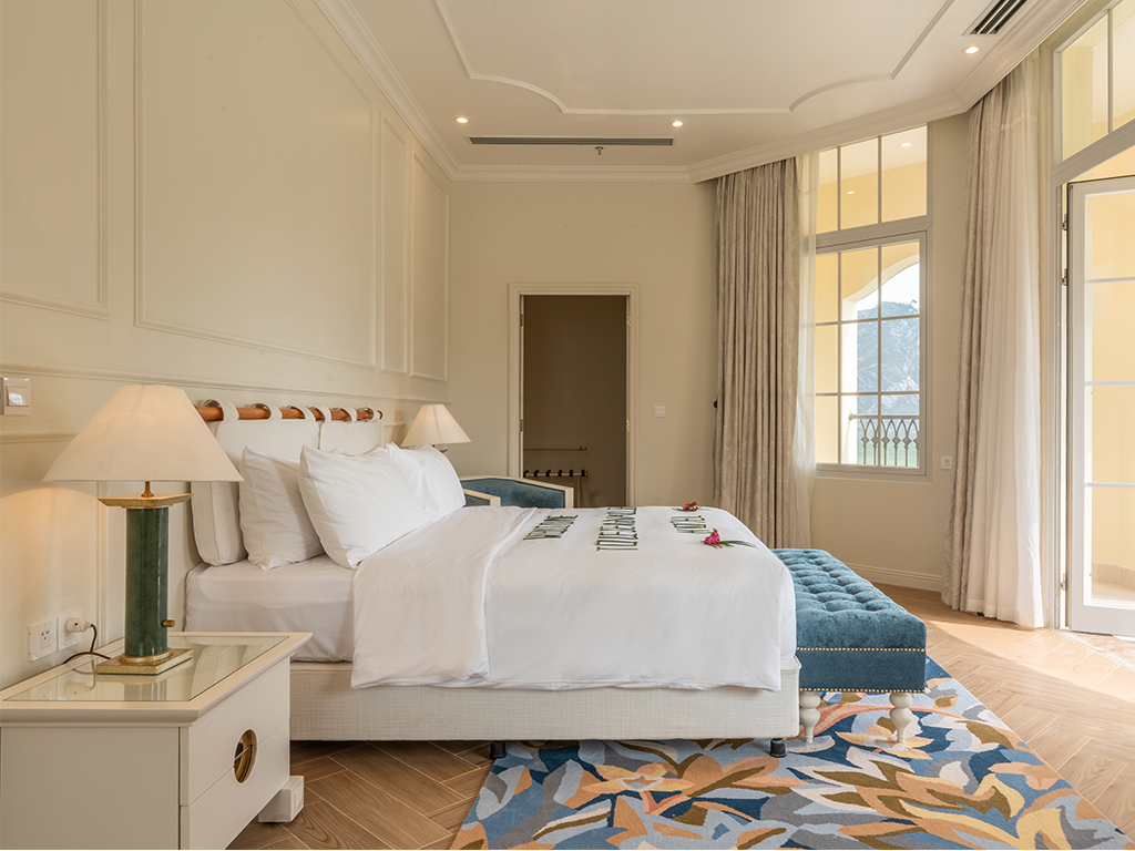 Legend Valley Hotel Ha Nam Suite Room