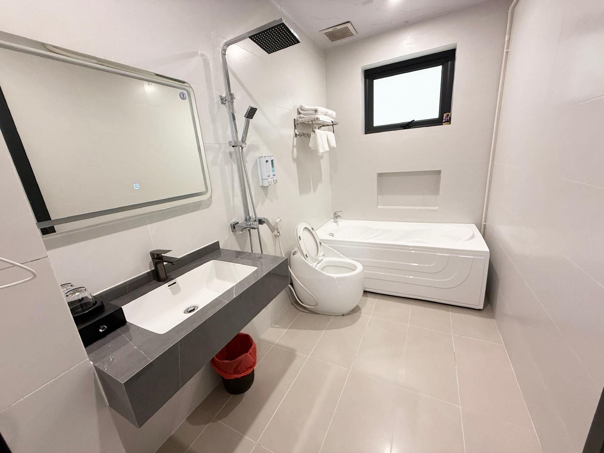 Junior Suite with King Bed