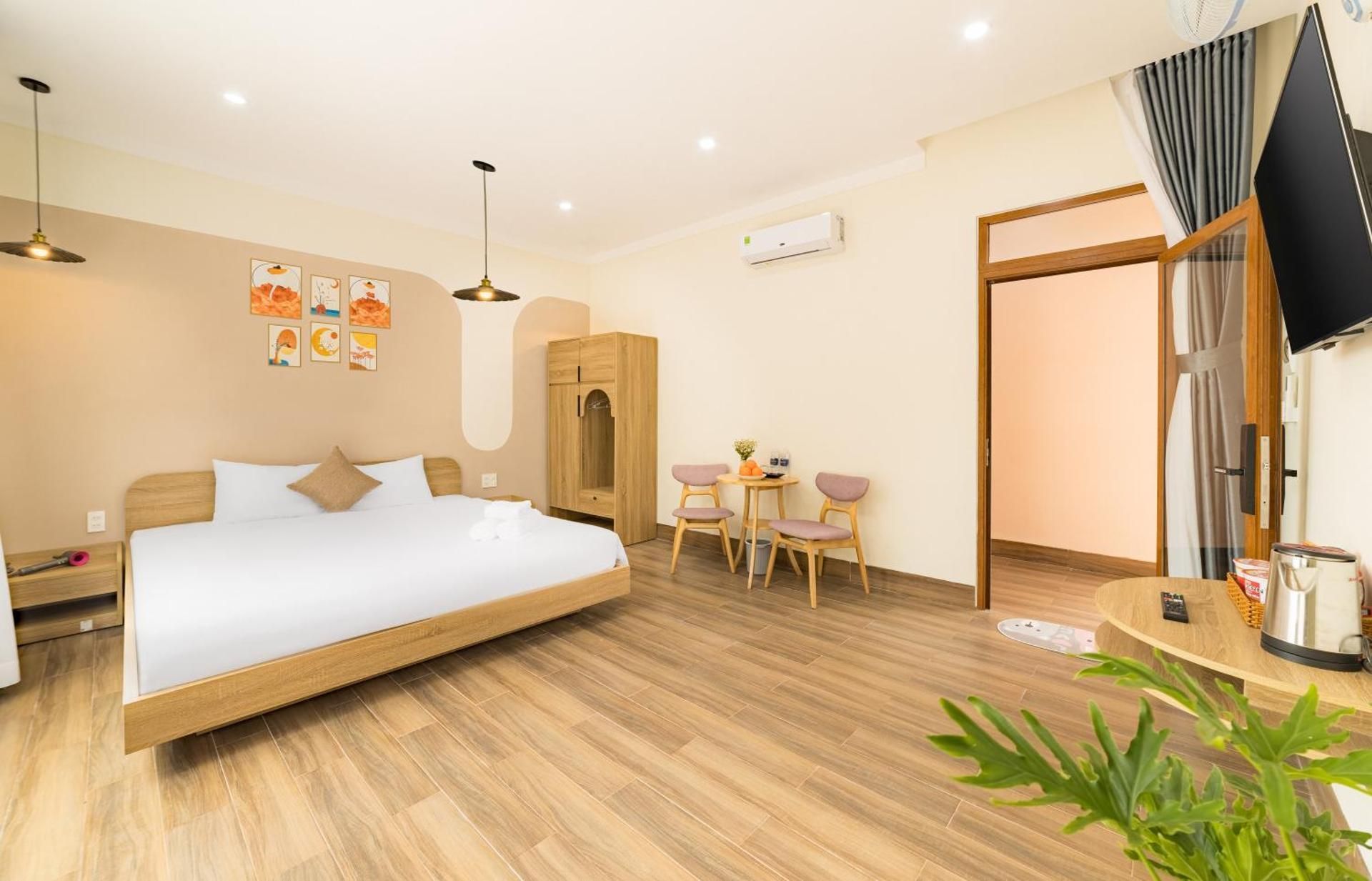 TT House Pleiku Deluxe Double Room 2