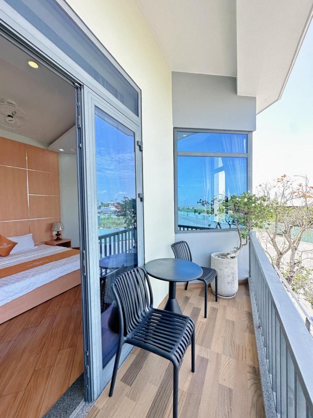 Deluxe Double Room with Balcony and Sea View