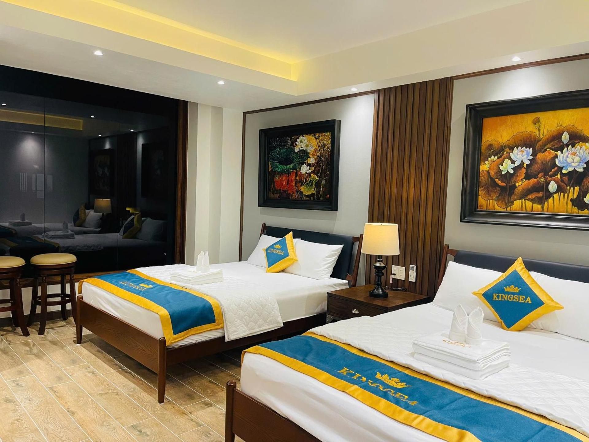 KING SEA HOTEL Family Room with Balcony