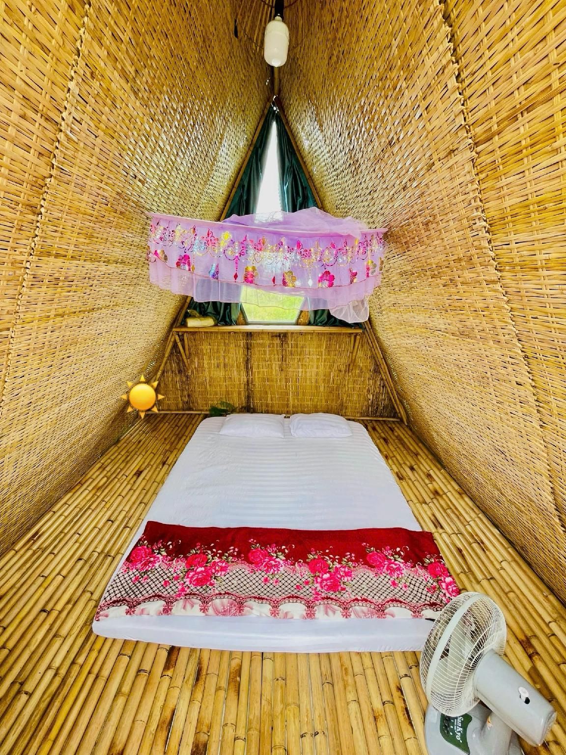 Hut without AC