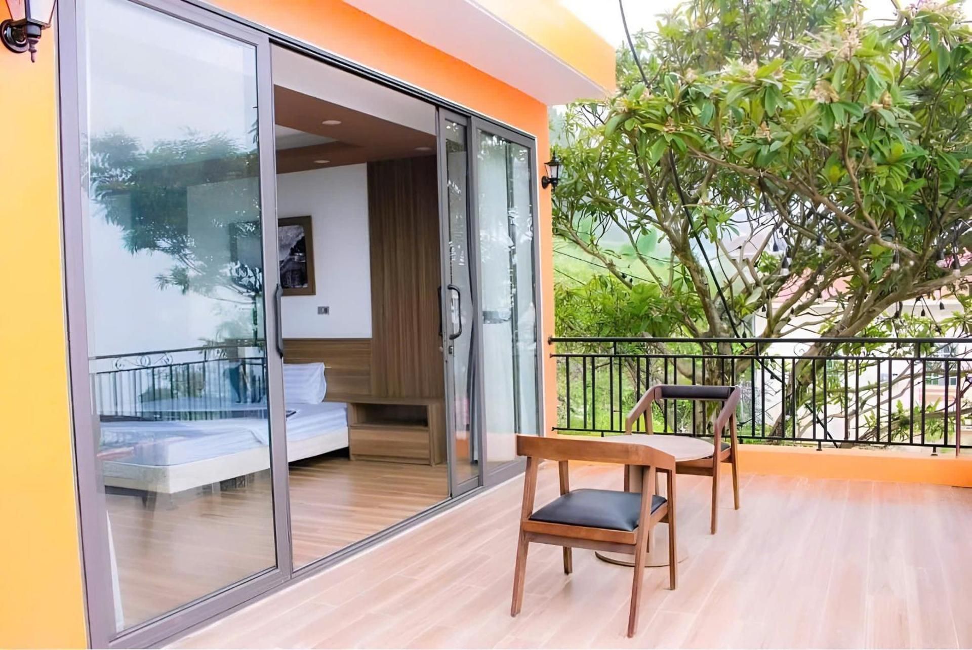 Five-Bedroom Apartment