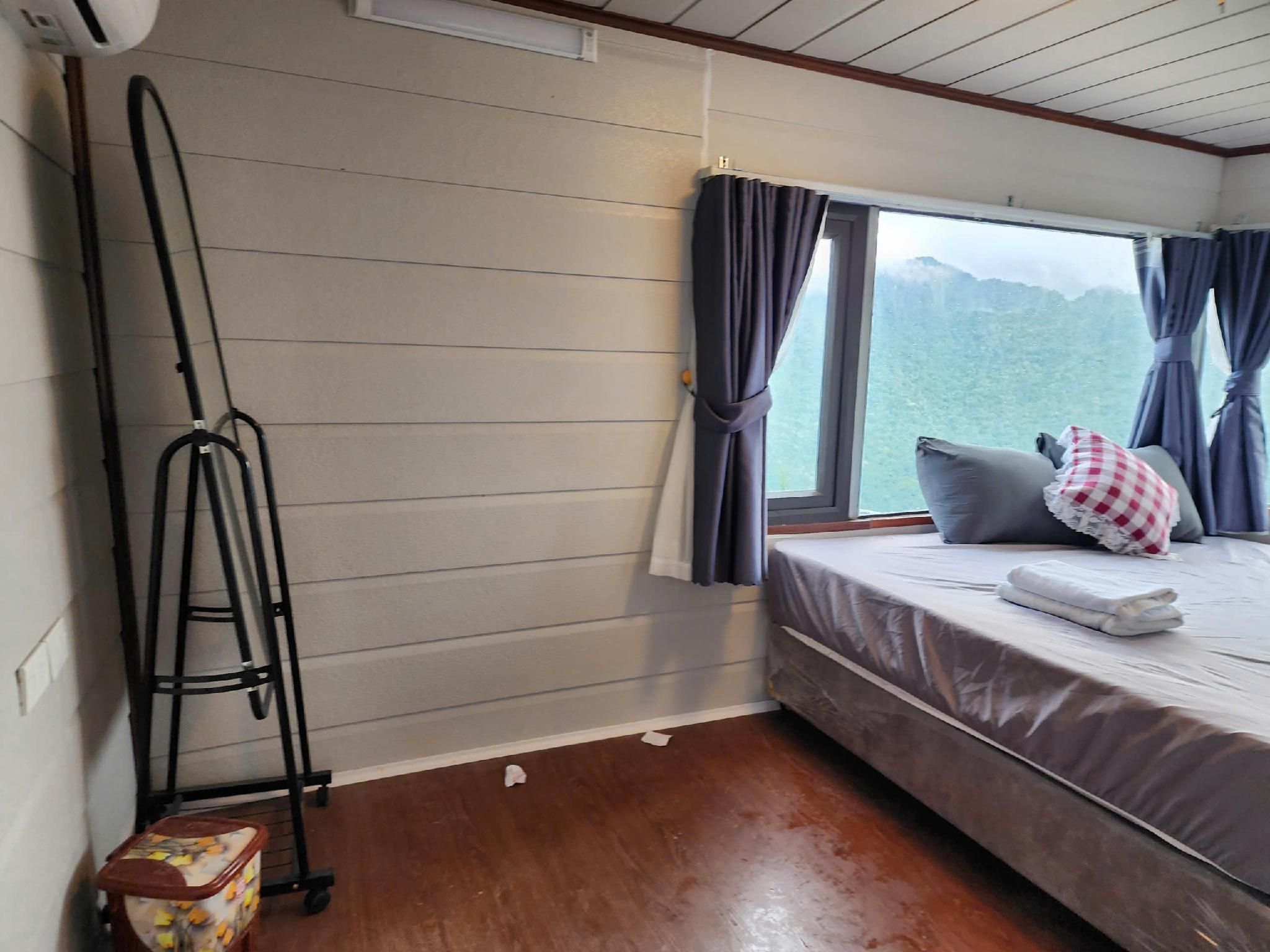 Double Room with Window