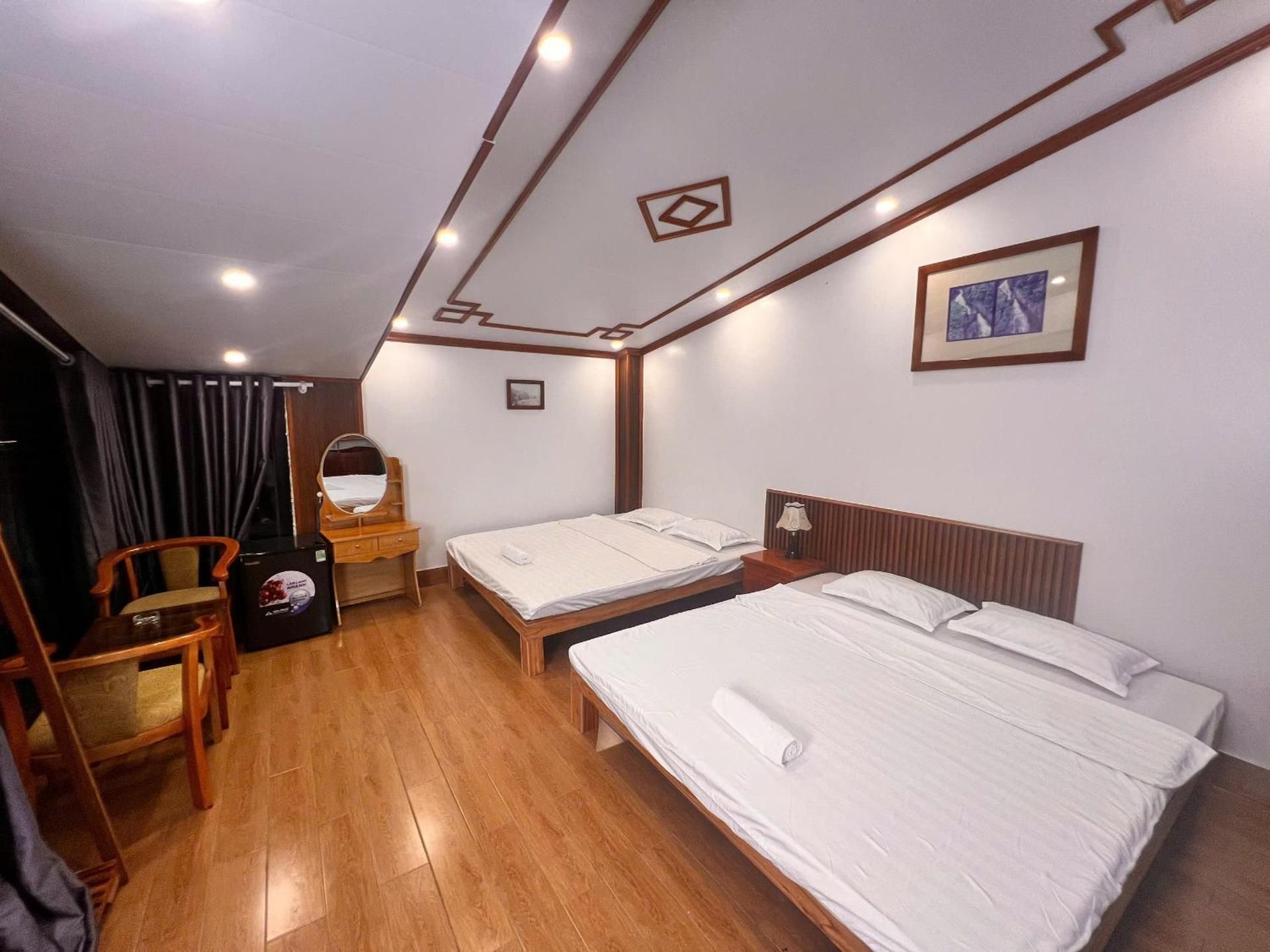Quadruple Room with Mountain View