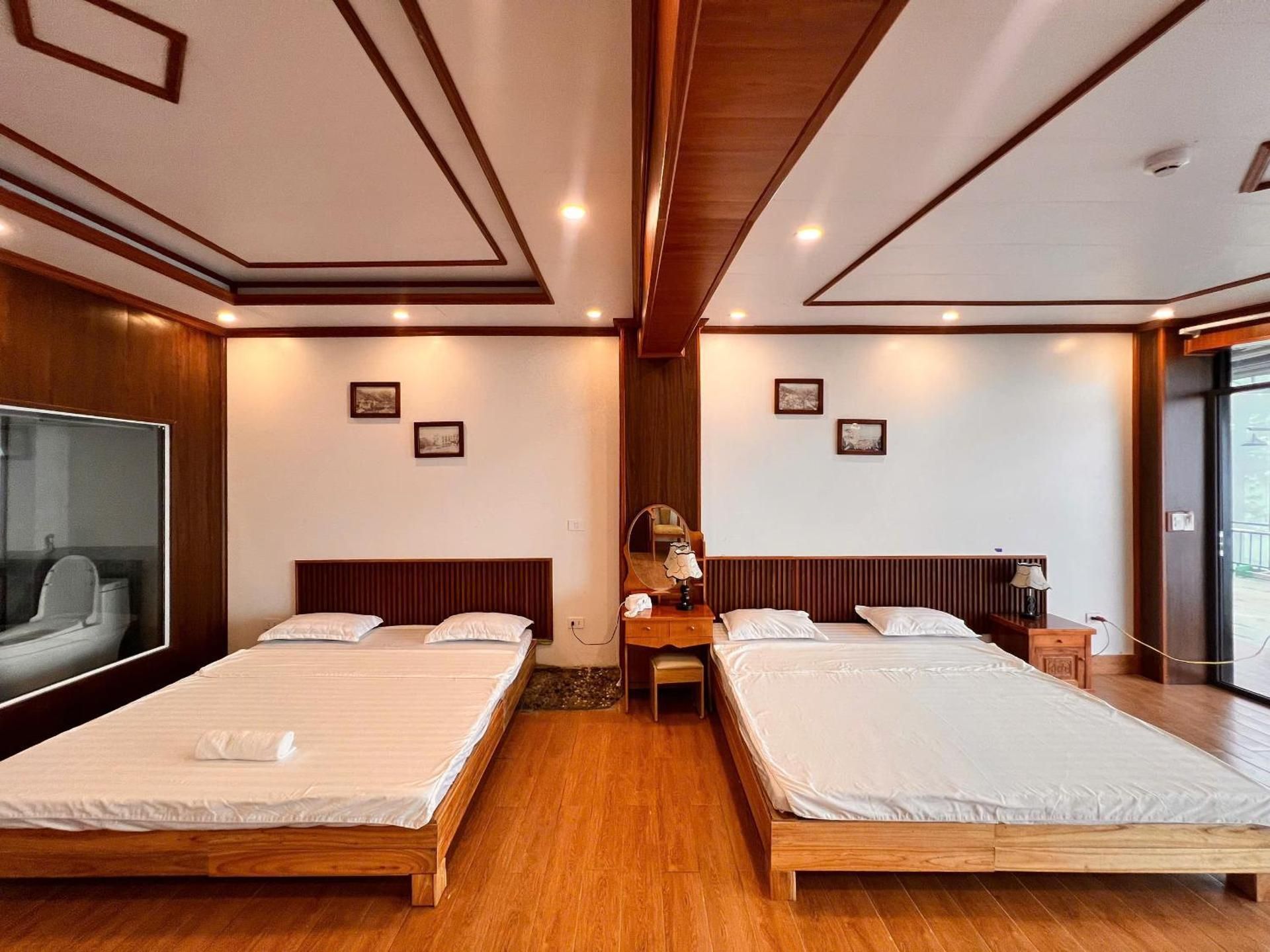 Mixed Dormitory Room