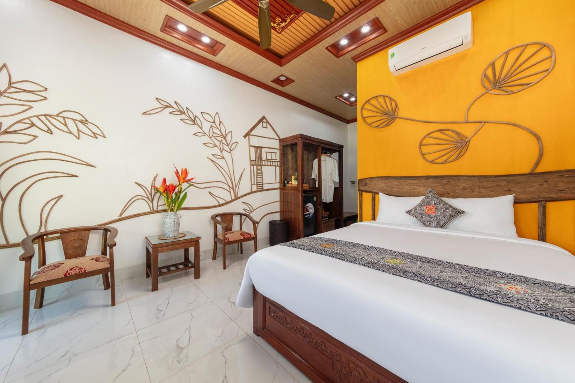 Suite with Spa Access