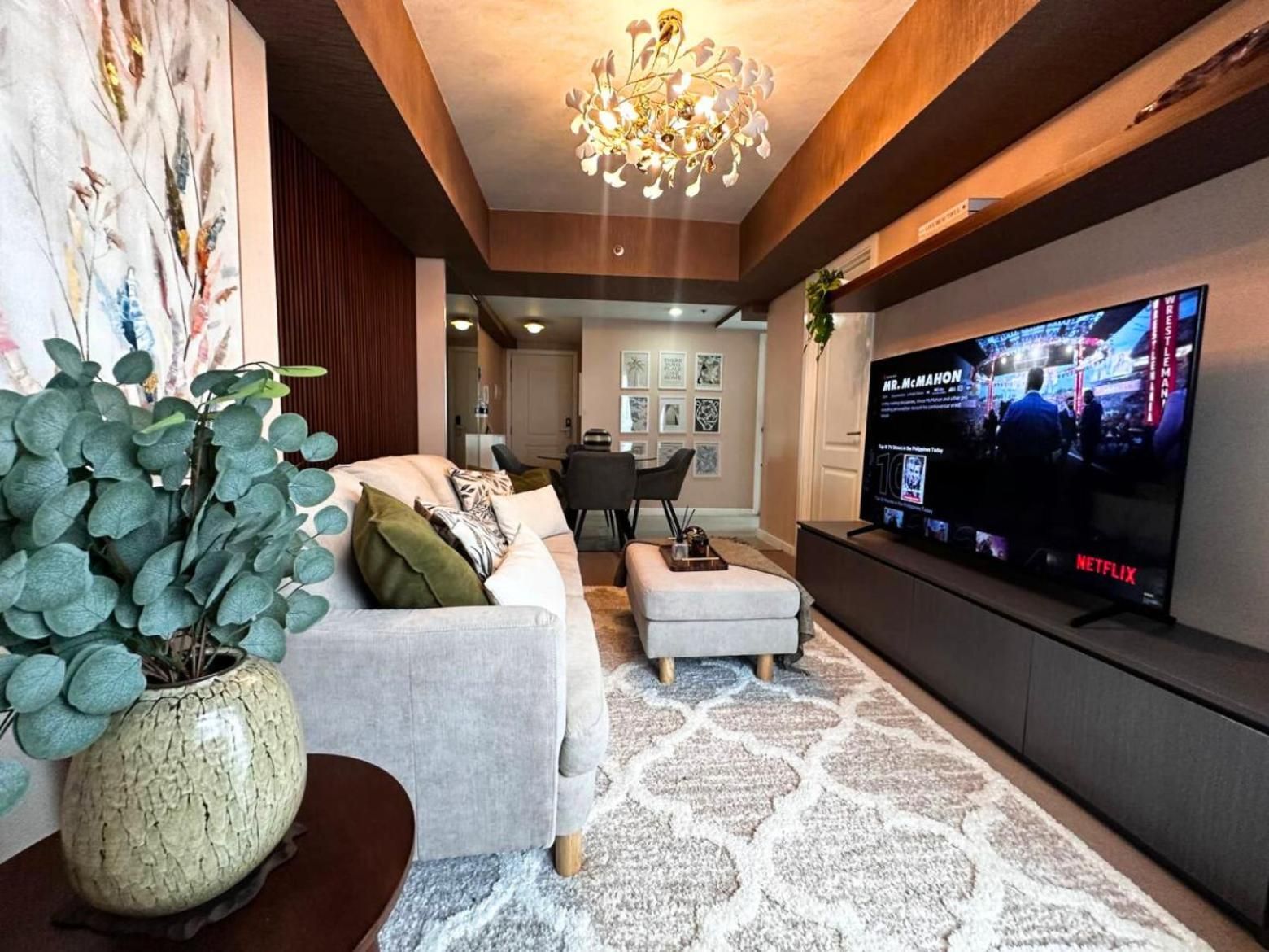 One-Bedroom Apartment with Balcony and Sea View