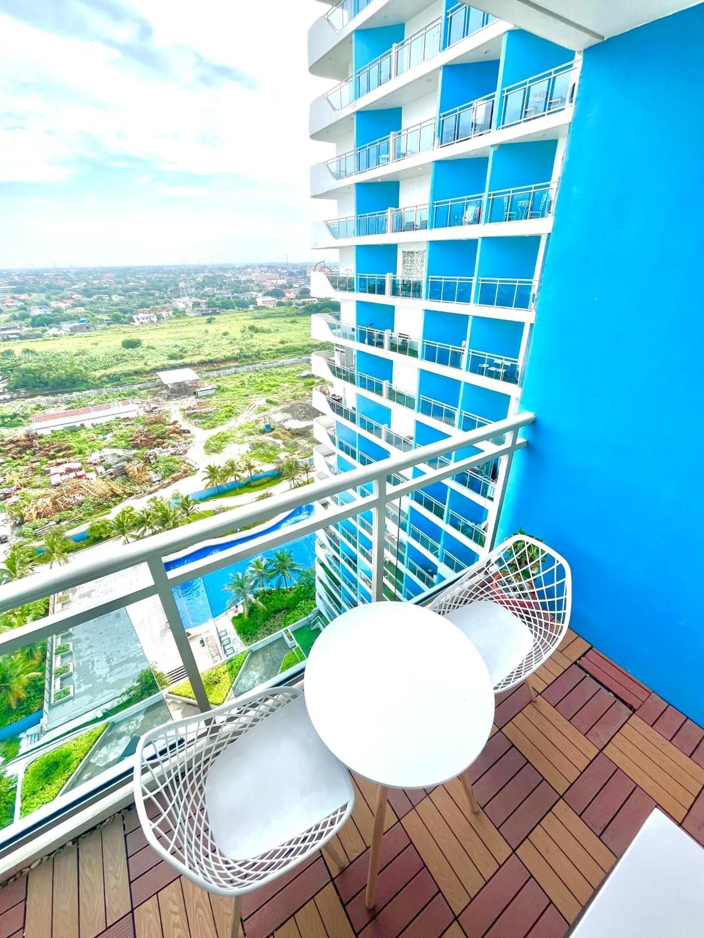 Studio with Pool View