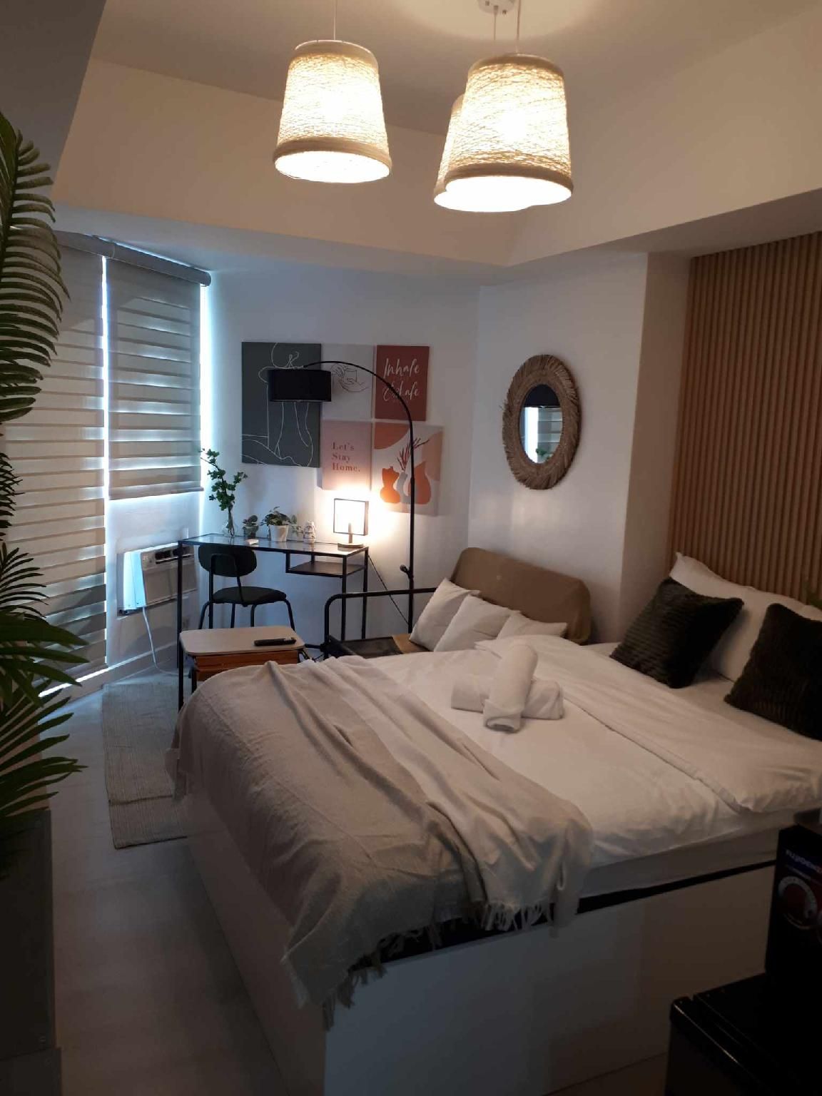 Balcony Classic Mountain View