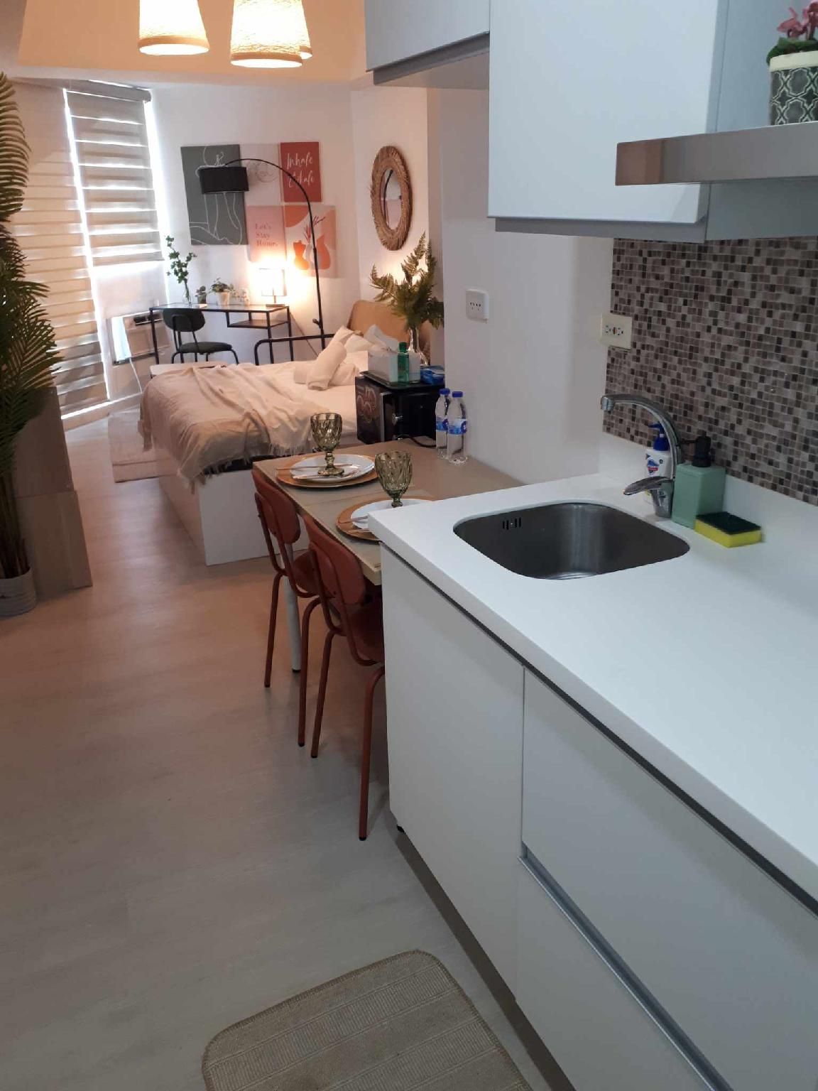 Balcony Classic Mountain View