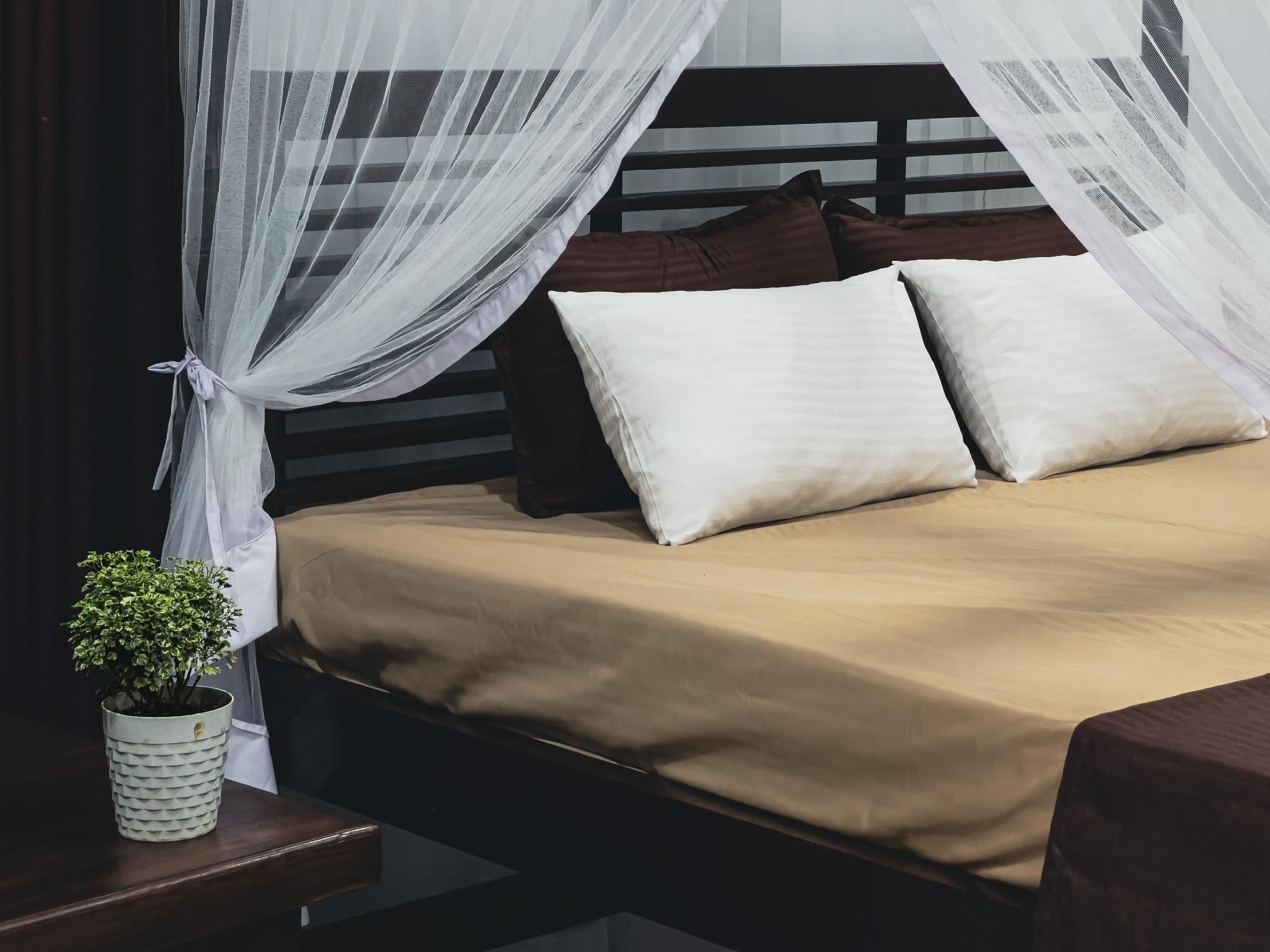 2 Bedroom Deluxe Suite