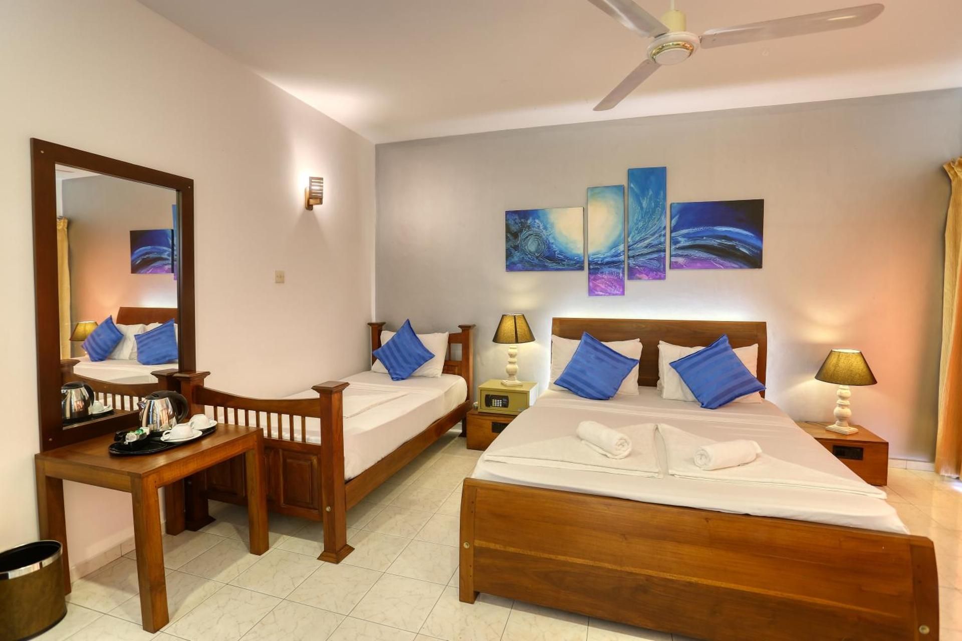 Triple Room with Pool View