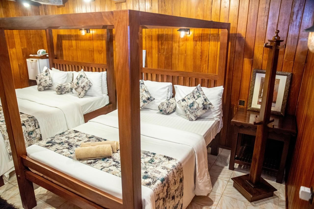 Deluxe King Room