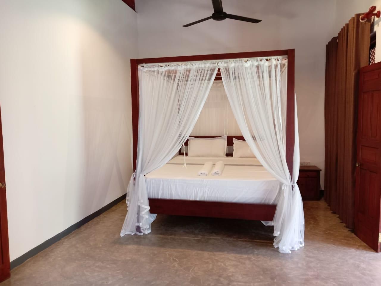 Nidahasa Heritage Villa  Deluxe Room 2