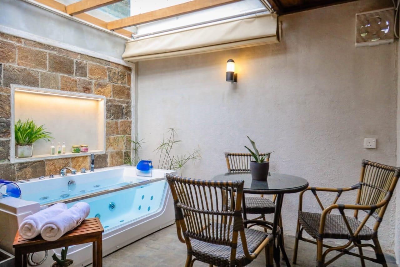 8263686d818accf4af44374cf4d8120a