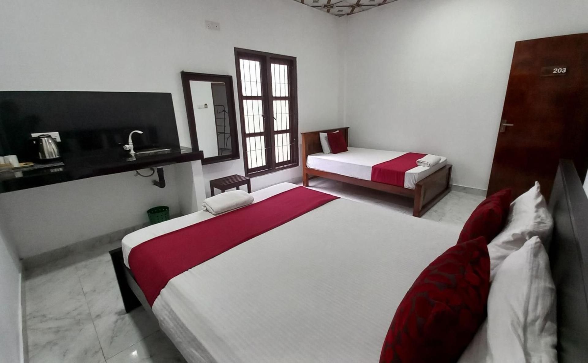 Deluxe Family Room
