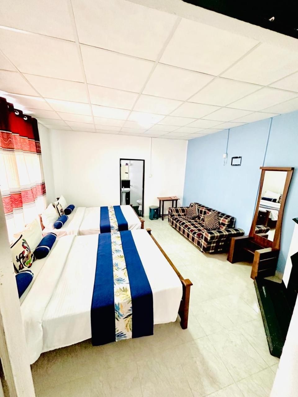 Deluxe Triple Room