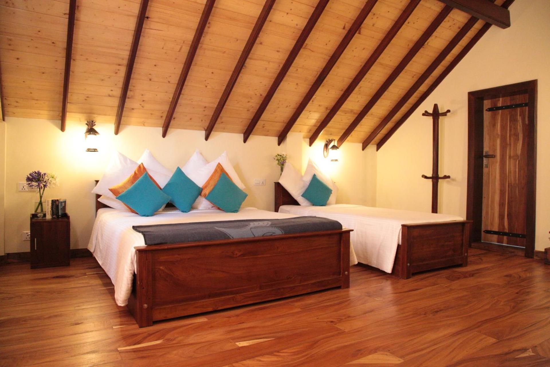 Deluxe Family Room