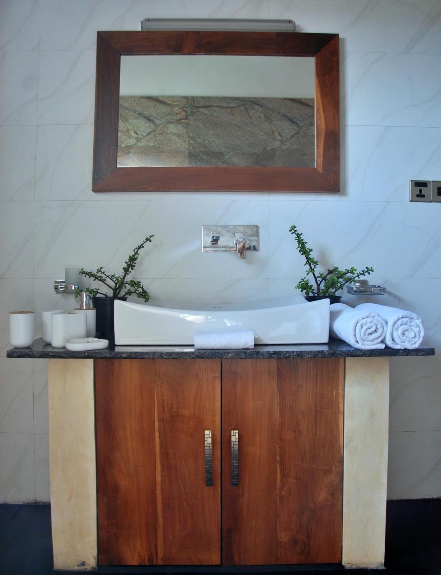 King Room with Spa Bath