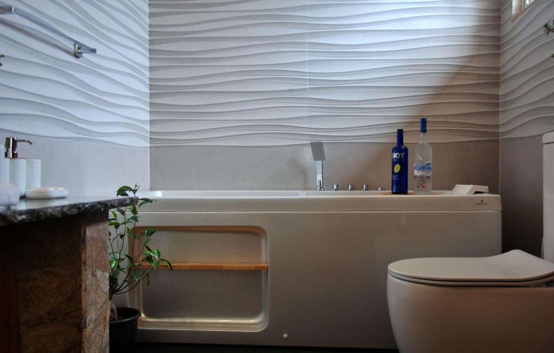 Deluxe Double Room with Bath