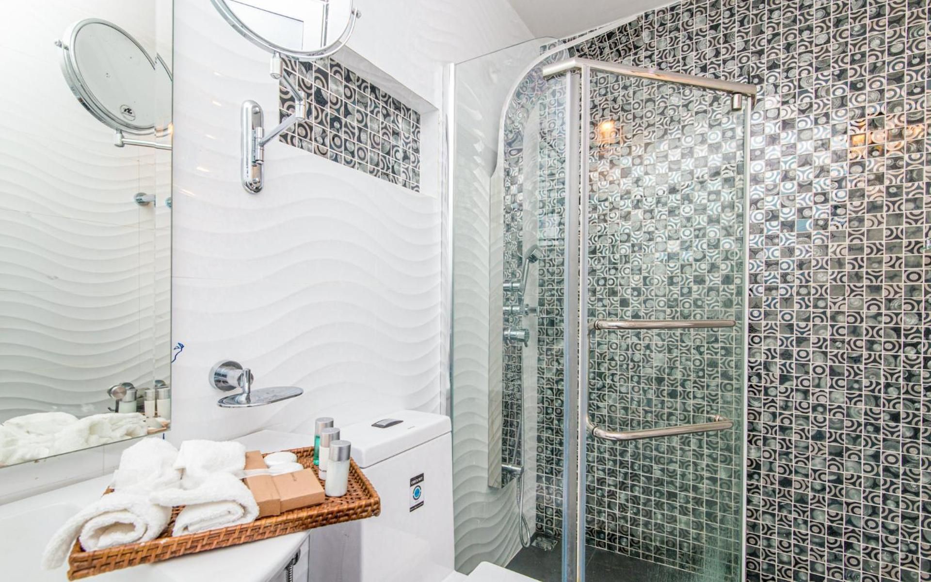 King Room with Mountain View