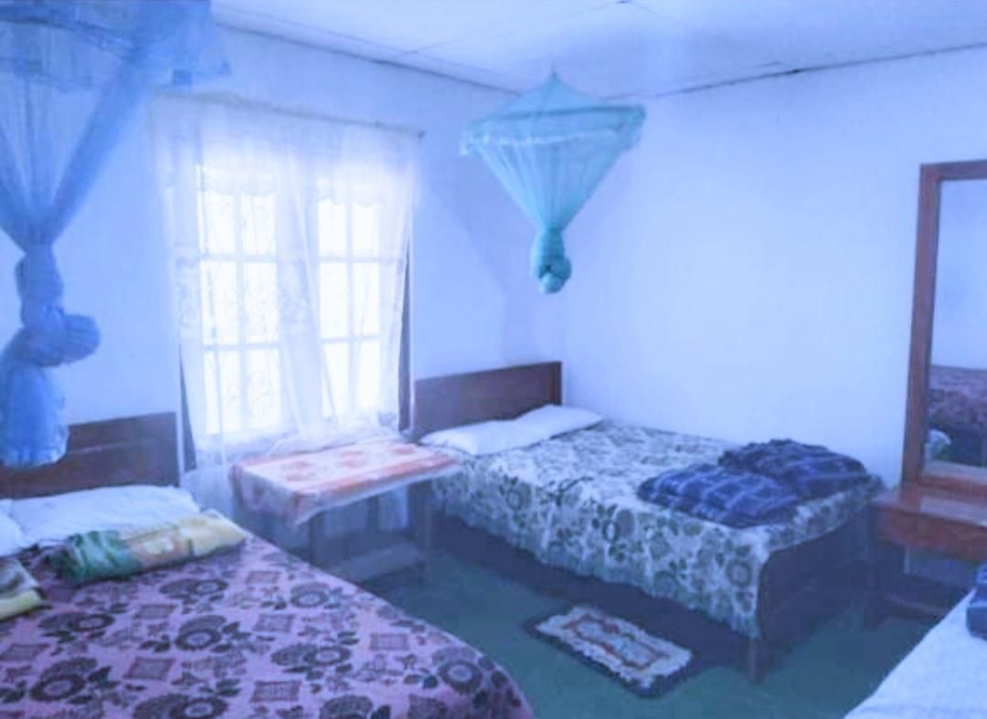 Horton Mountain  Double Room