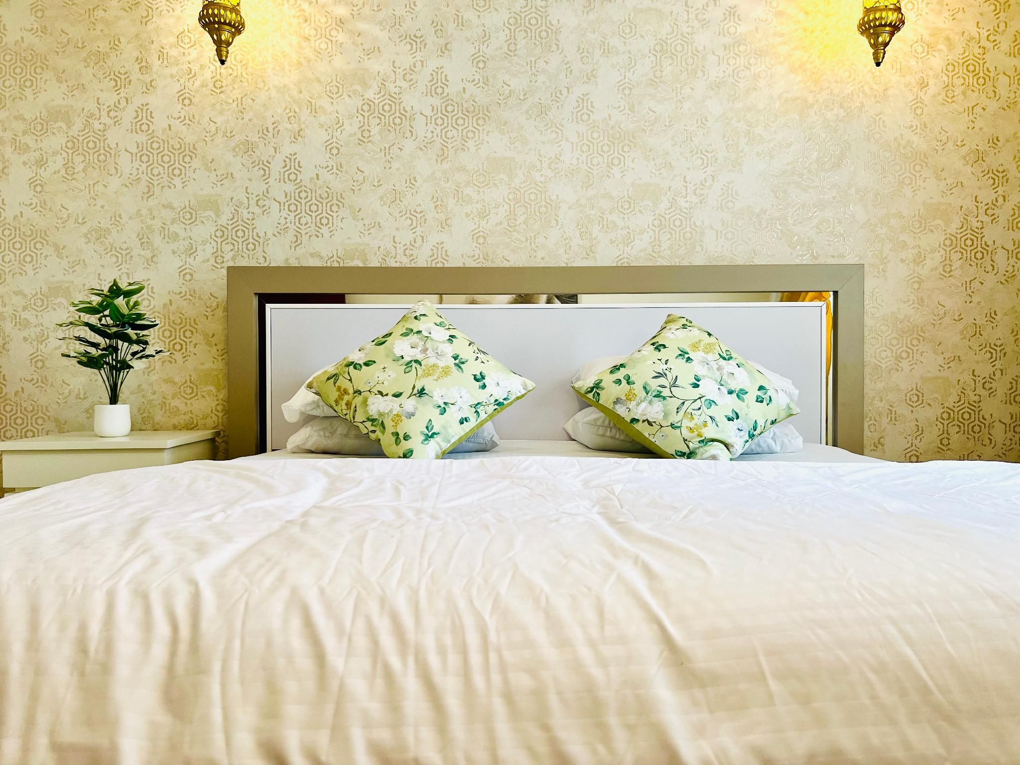 Deluxe Double or Twin