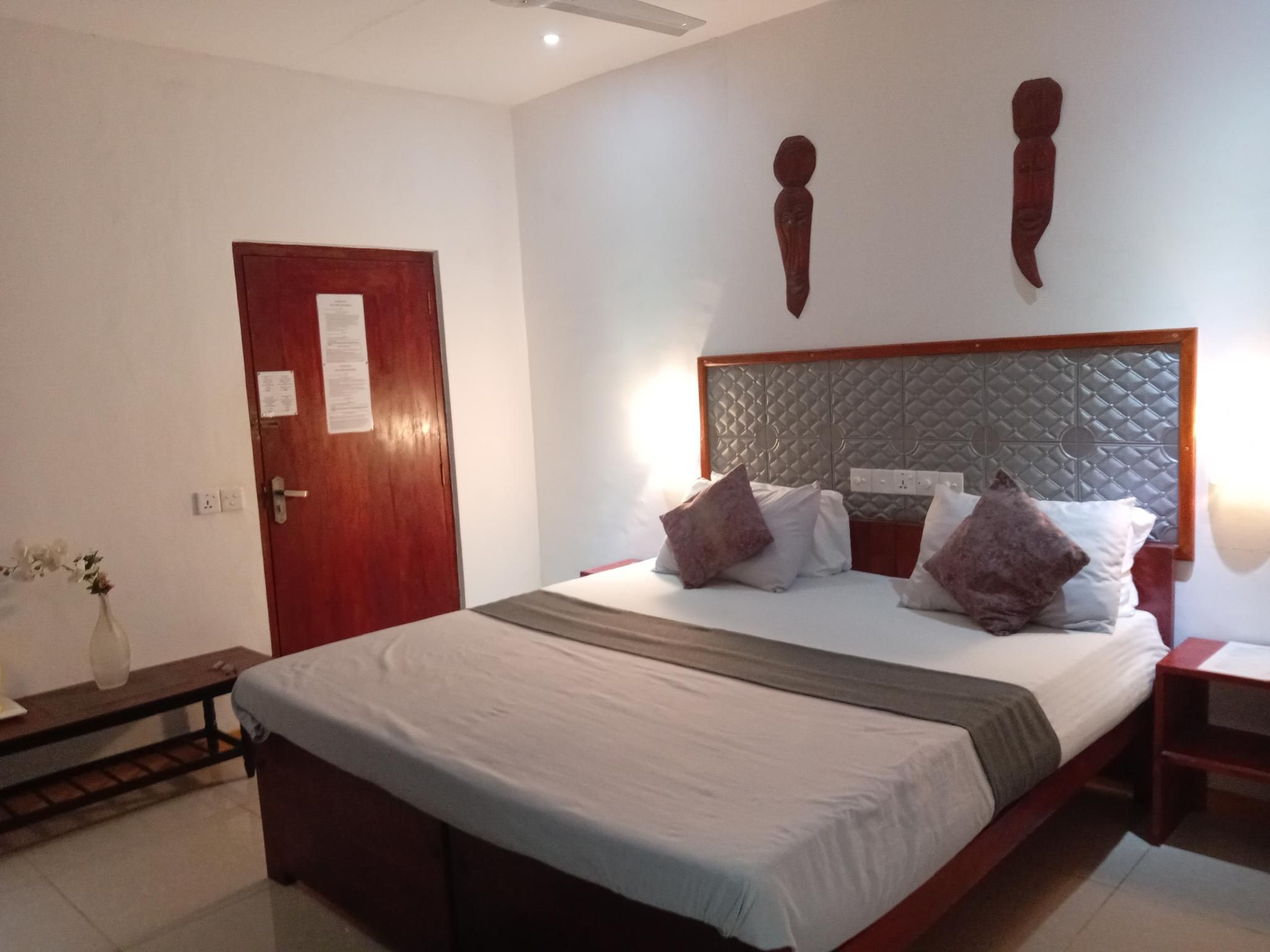 Villa Vidisa Guest House Double Room with Garden View 2