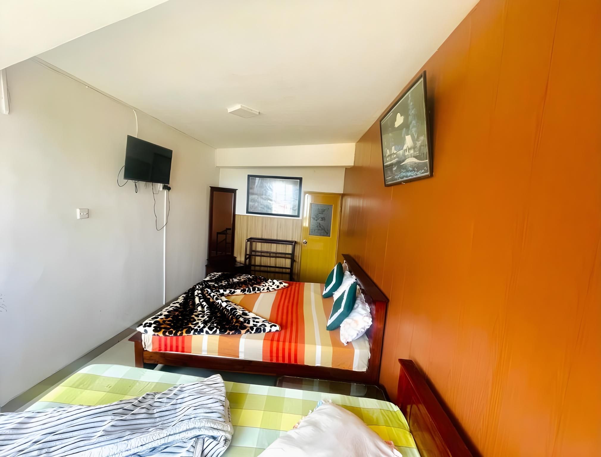 Triple Room with City View