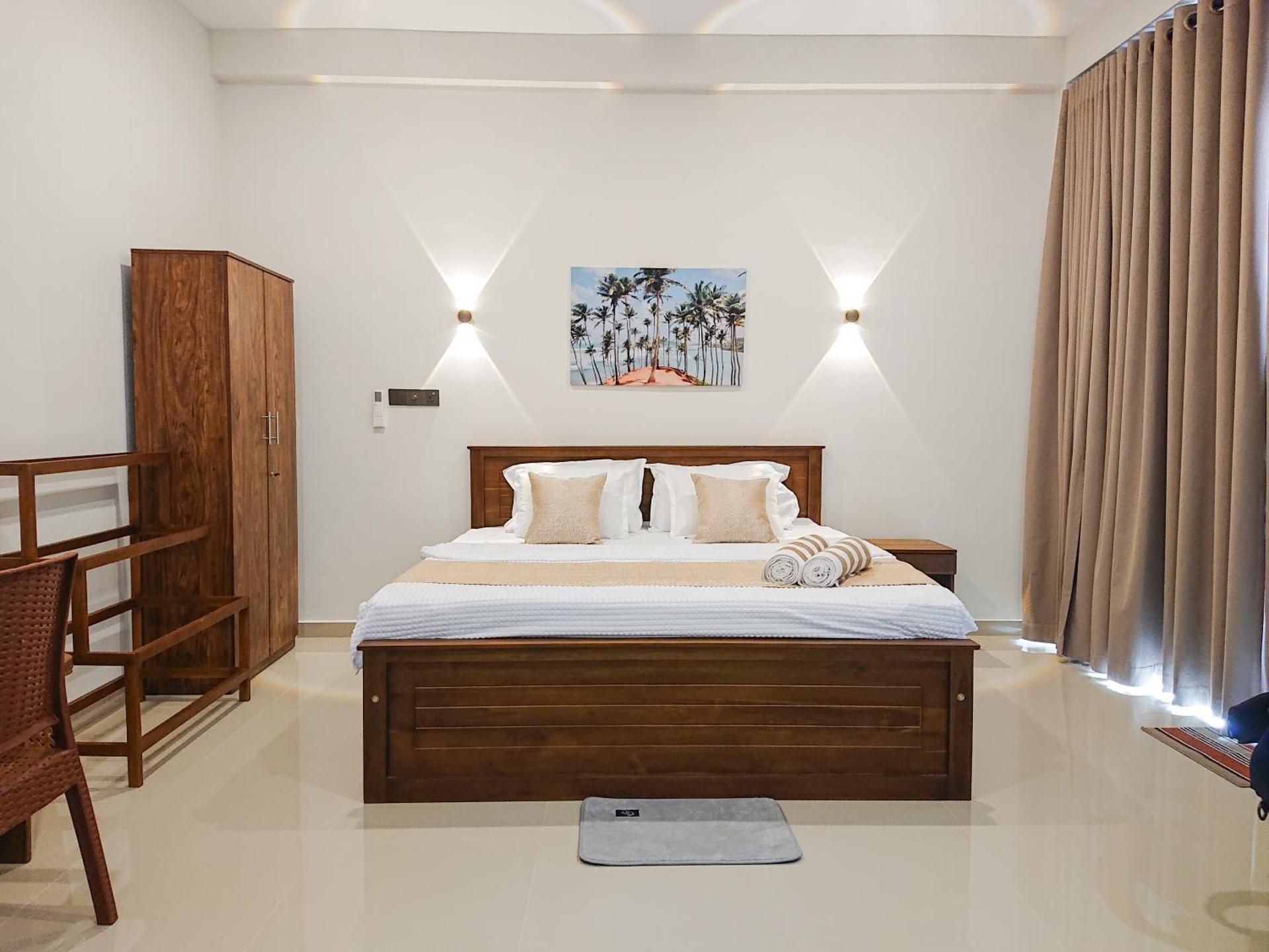 Deluxe Double Room with Balcony