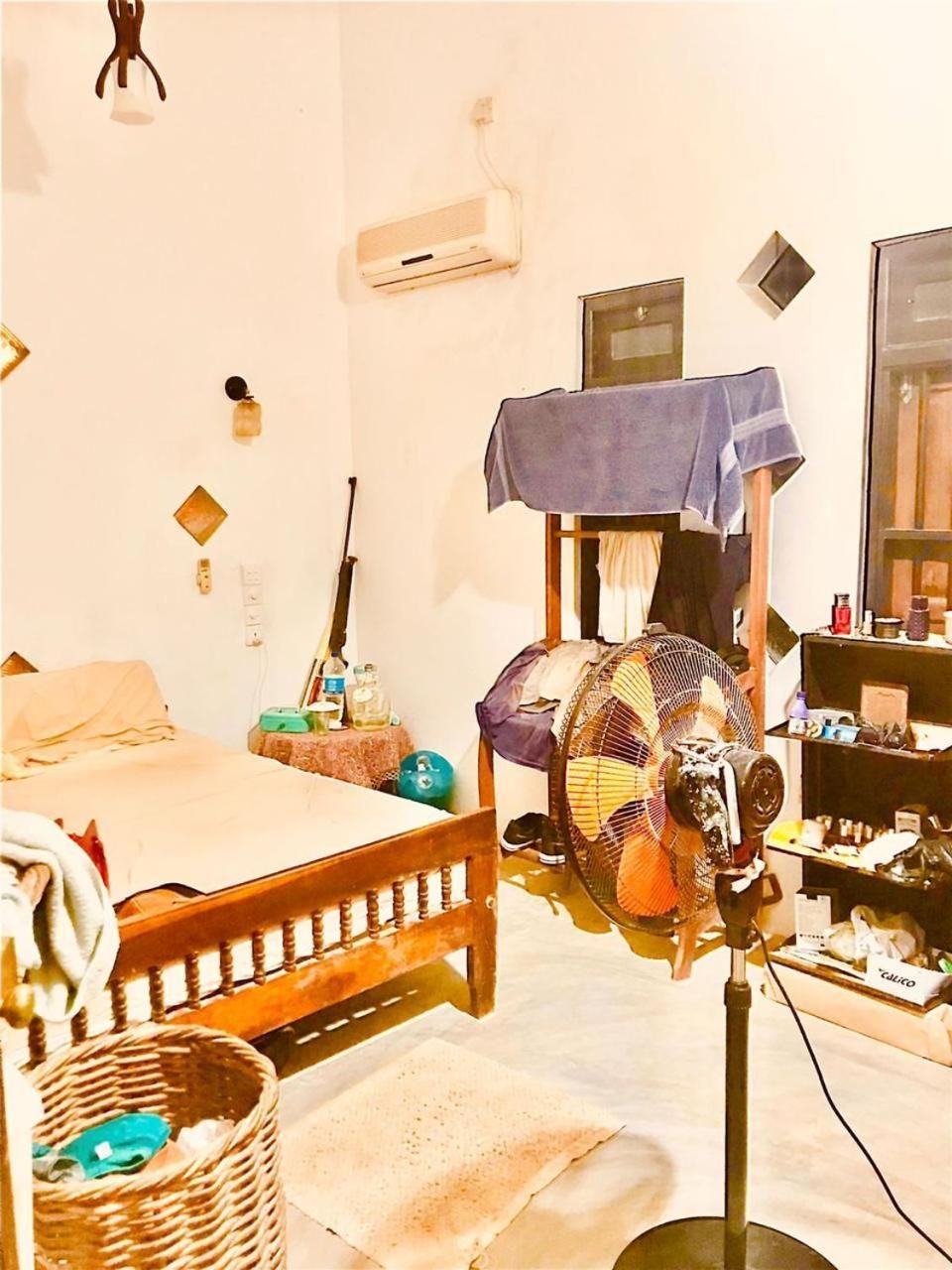 One-Bedroom House