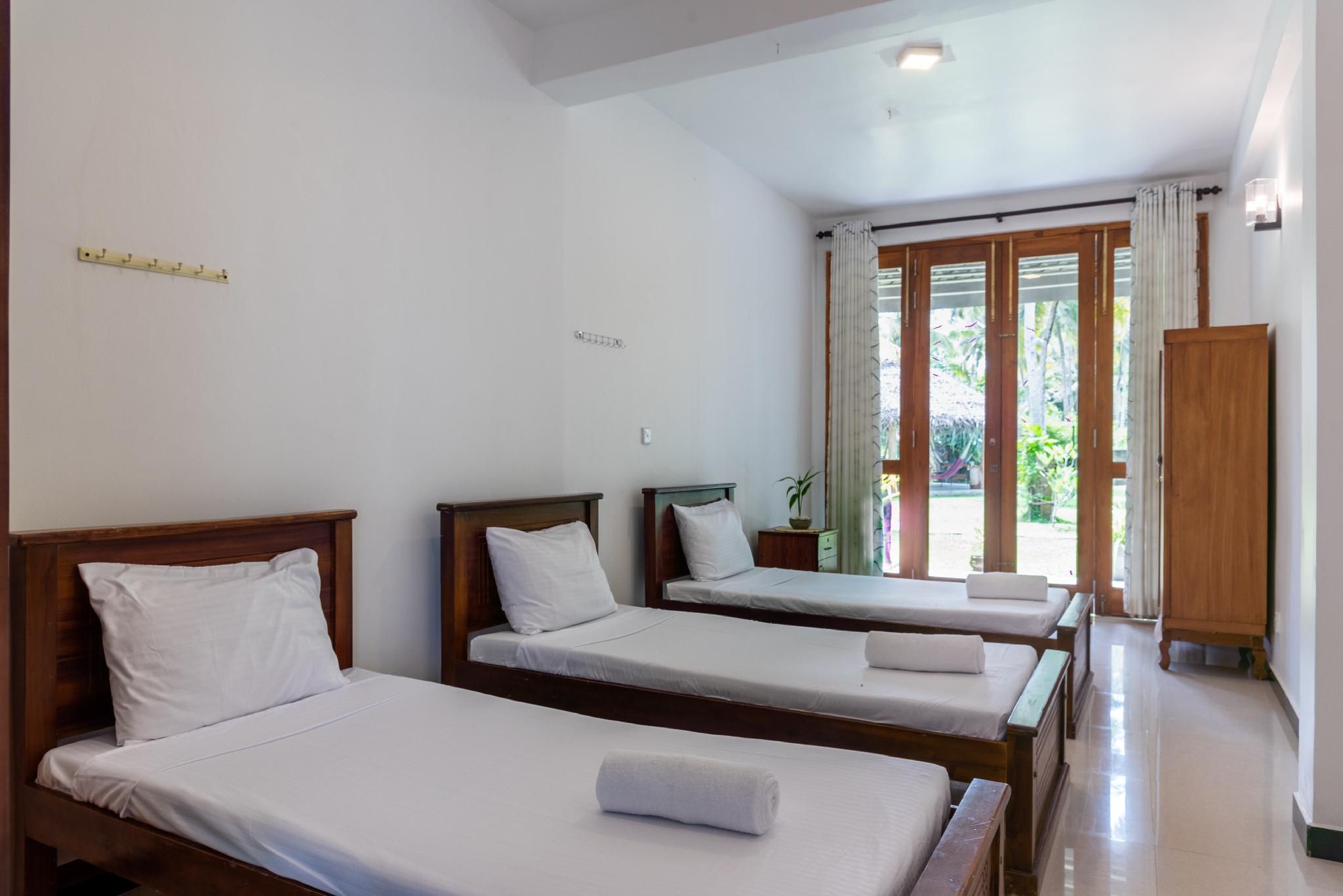 Dormitory Room - Mixed