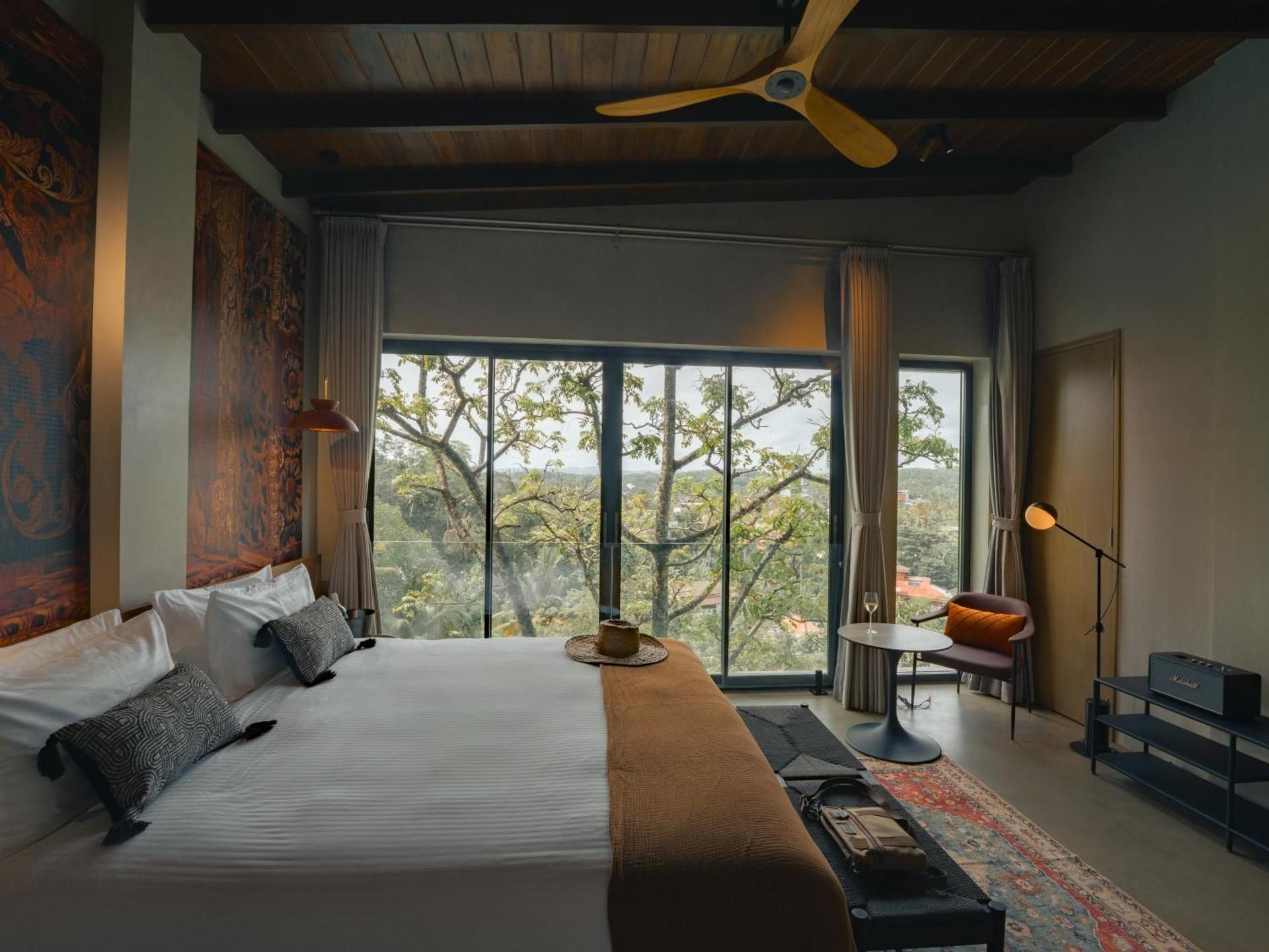 King Room with Garden View