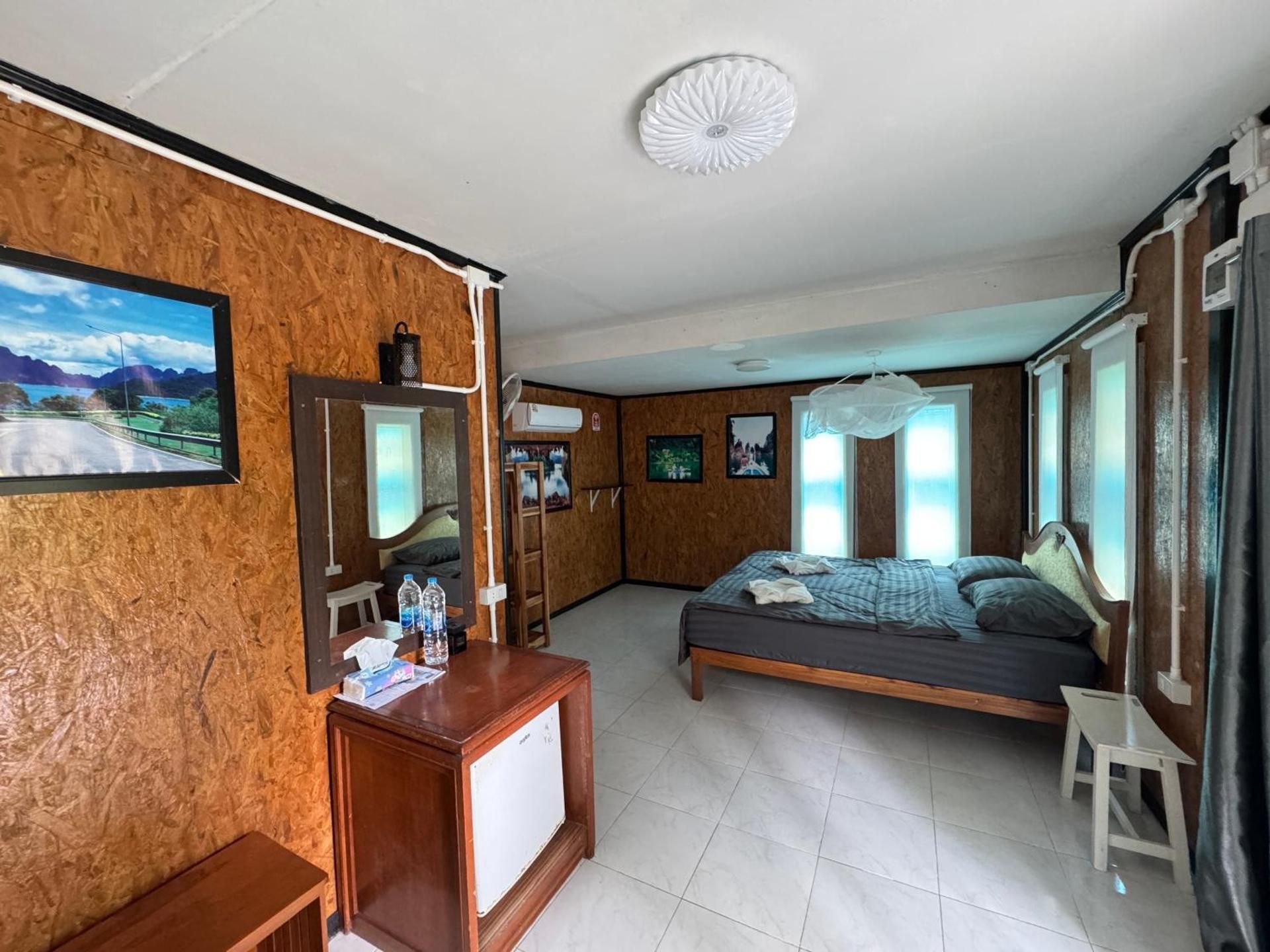 Deluxe Bungalow with Garden View