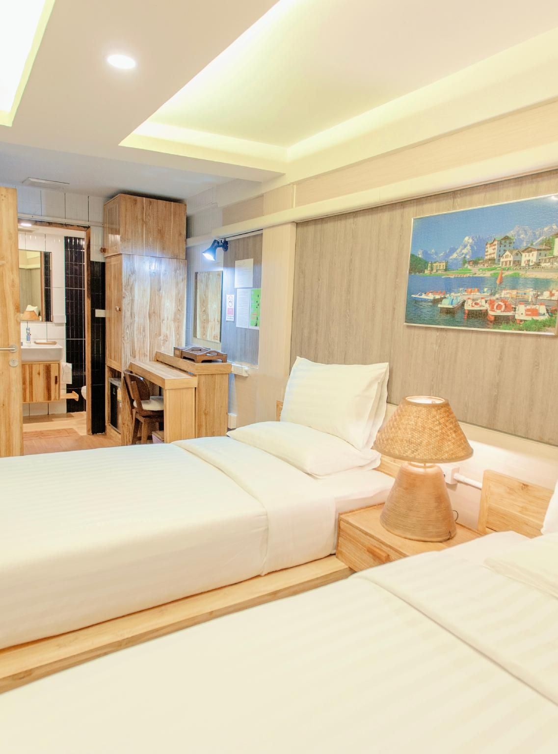 Comfy Twin Room