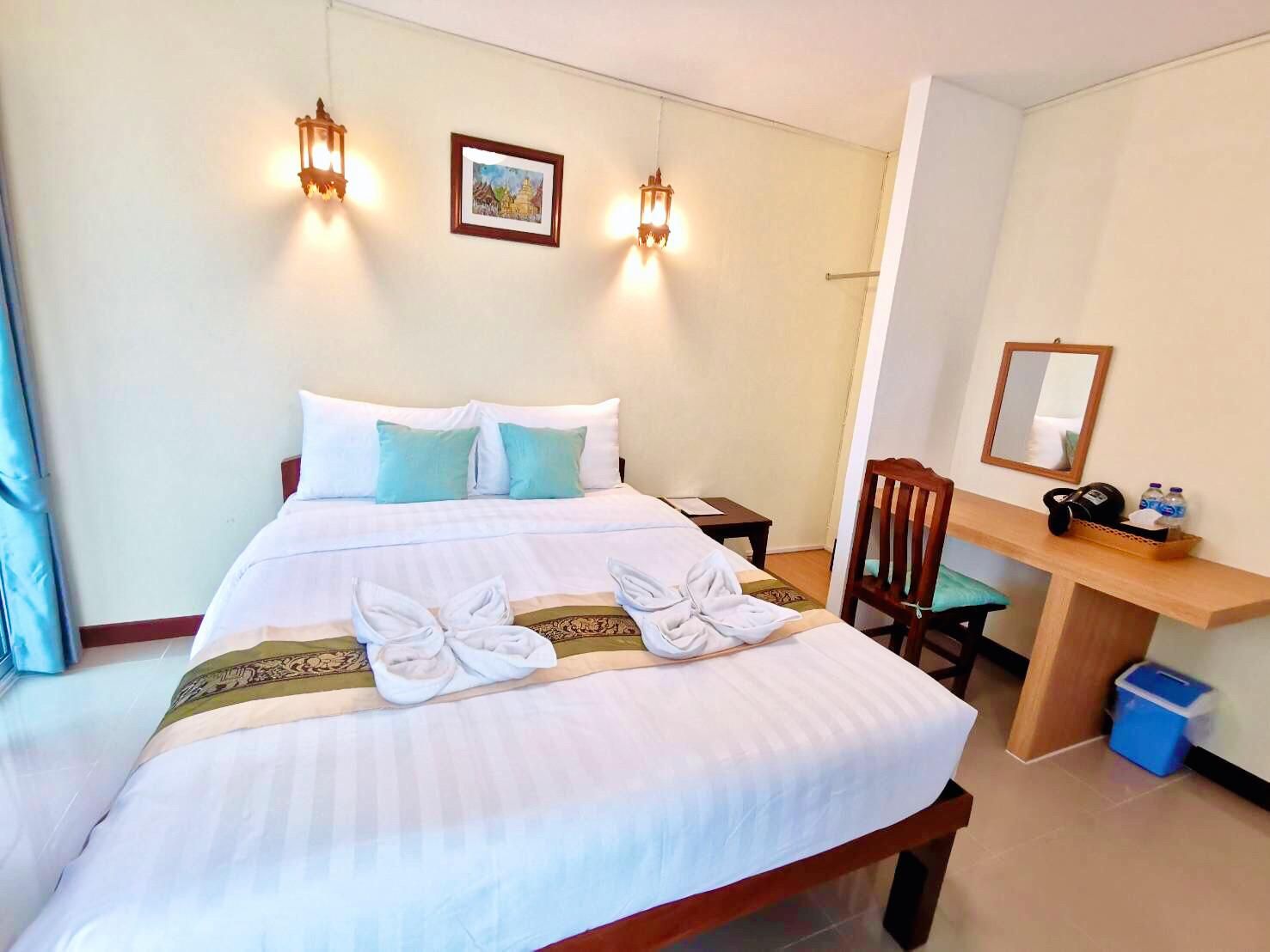 Standard - 1 Double Bed with Balcony