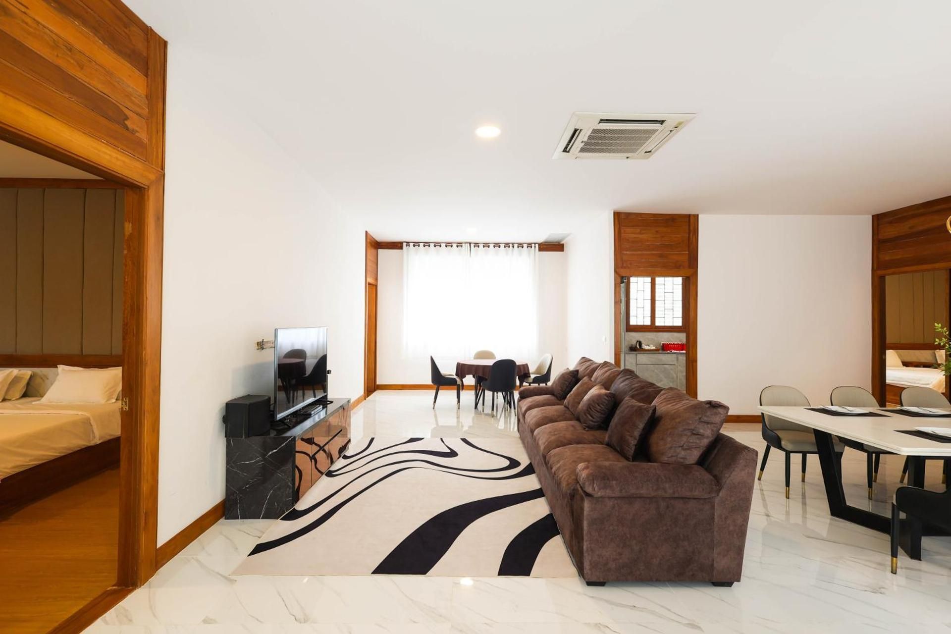 Deluxe Villa