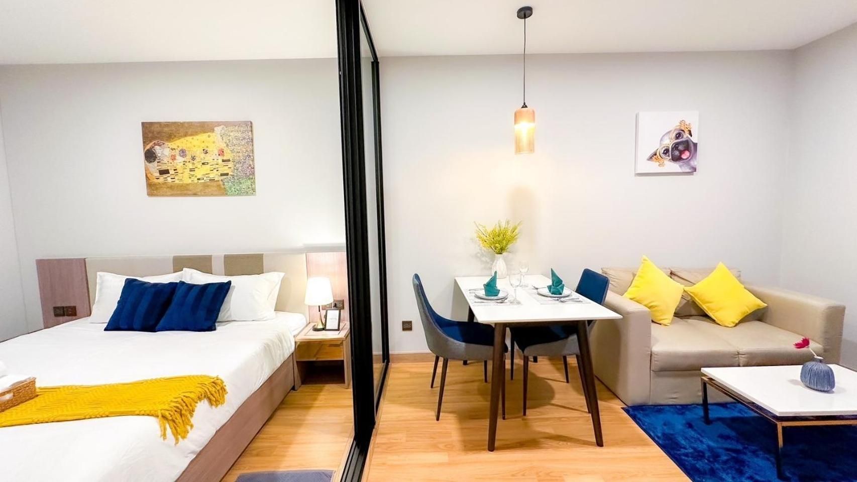 King Room with Mountain View