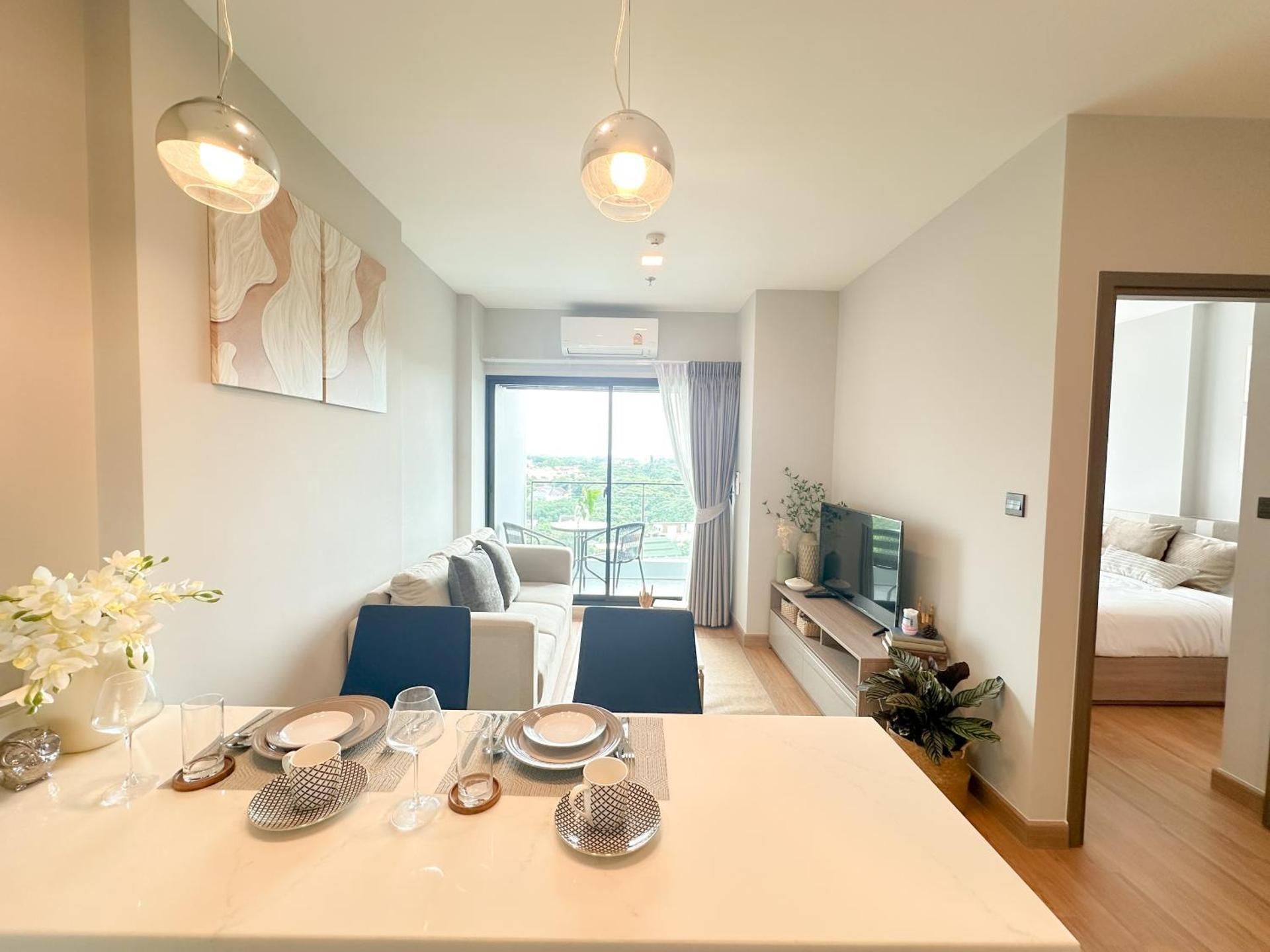 King Room with Balcony