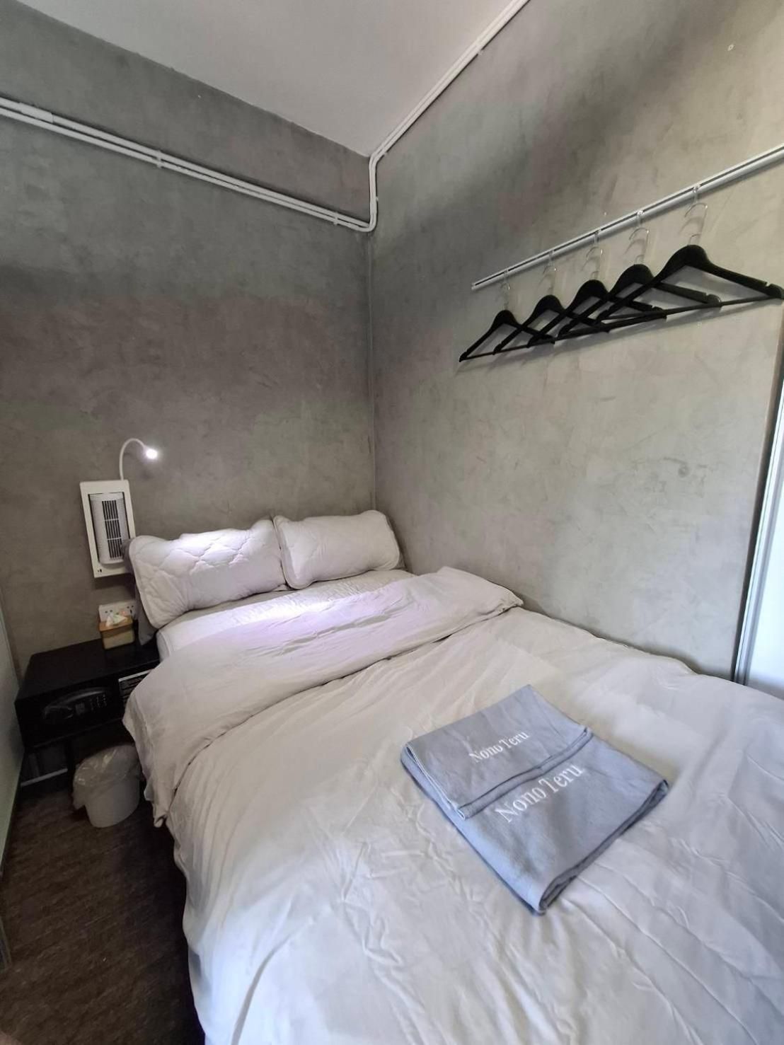 Mixed Dormitory Room