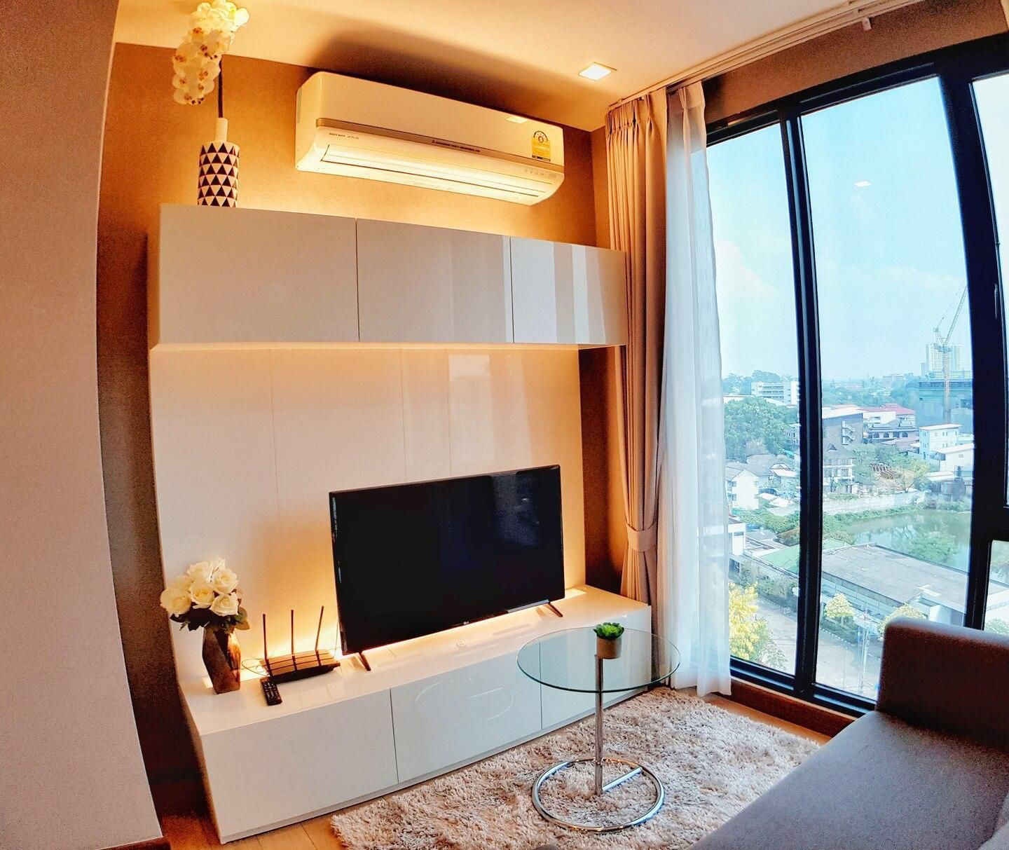 Stunning ★ King bed ★ Washer ★ Netflix ★ 50 sqm