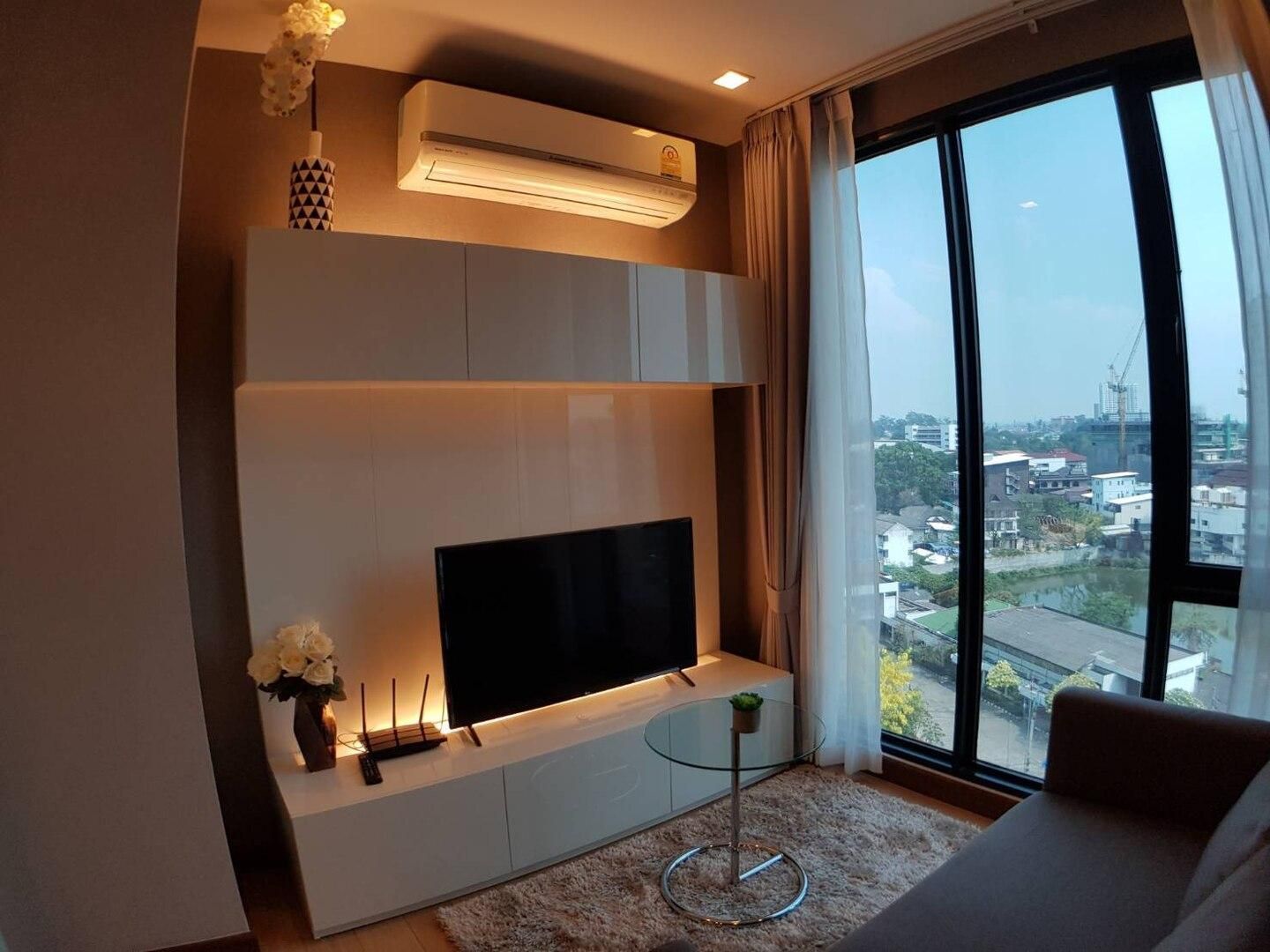 Triple ★ 2 beds ★ Washer ★ Netflix ★ Pool ★ 46 sqm