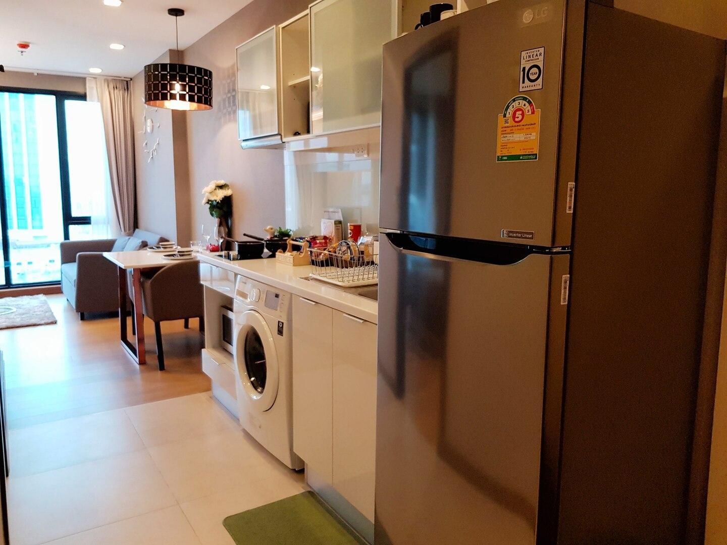 Stunning ★ King bed ★ Washer ★ Netflix ★ 50 sqm