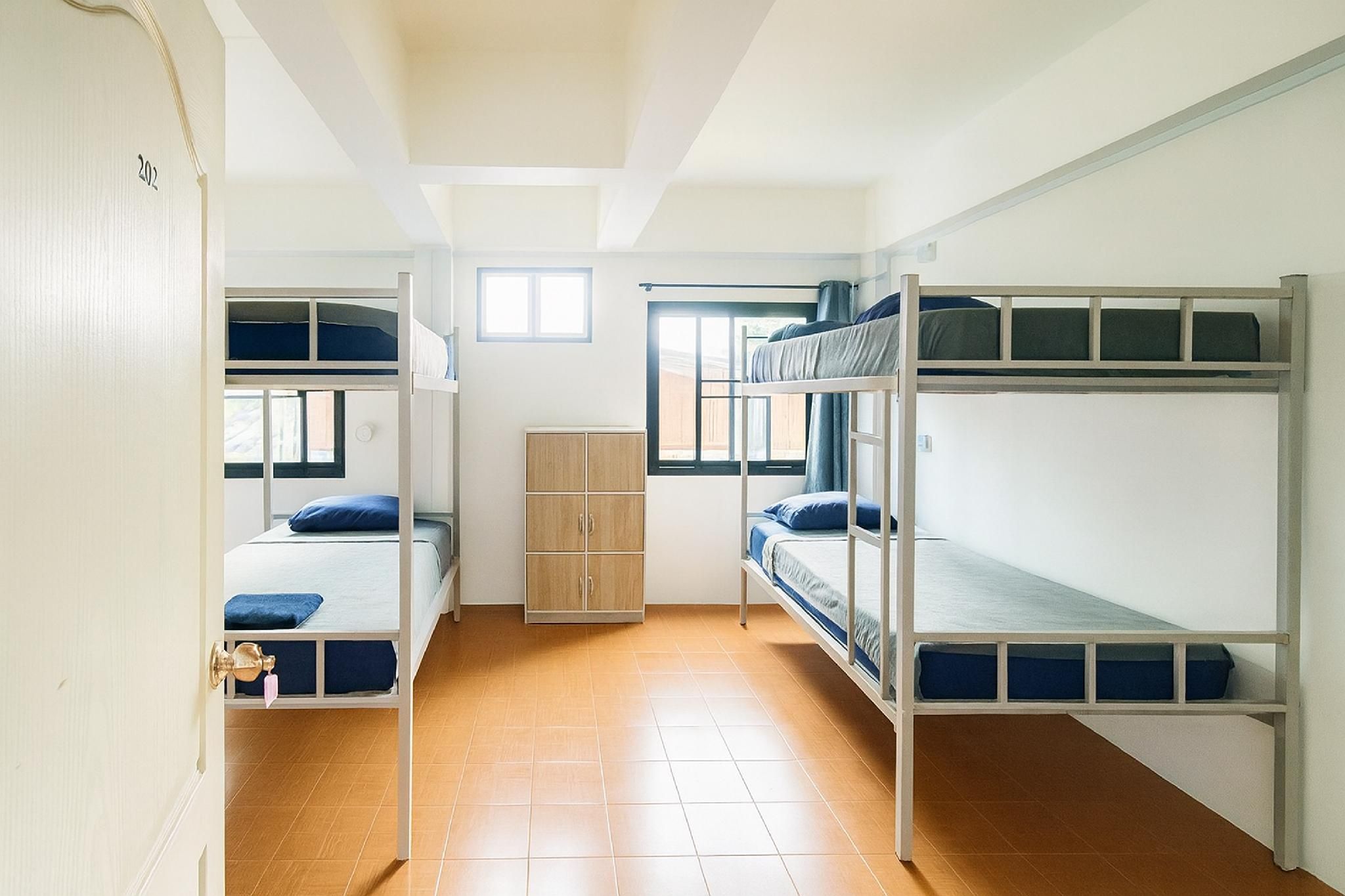 4-Bed Mixed Dormitory Room