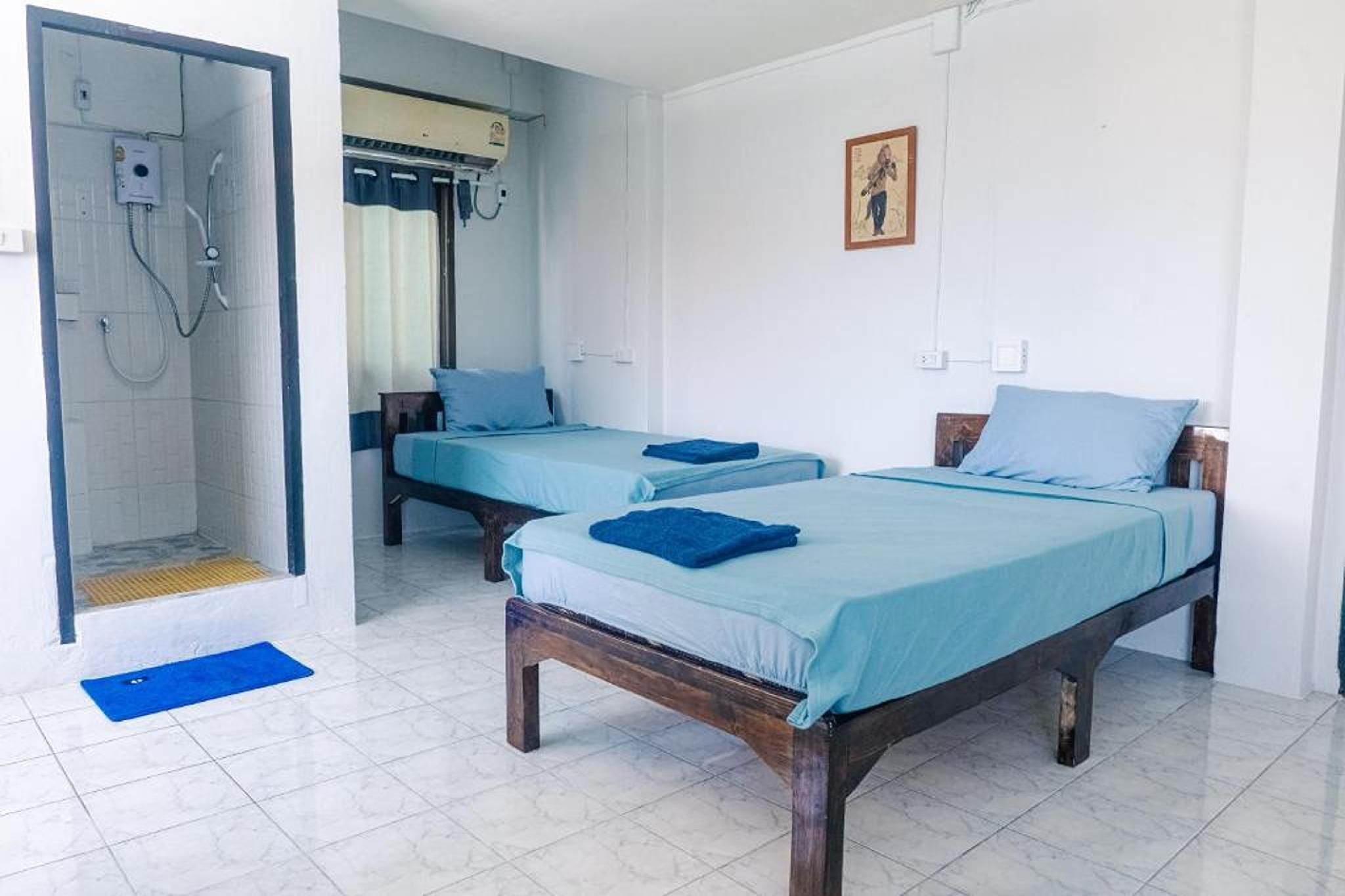 Dormitory Room - Mixed