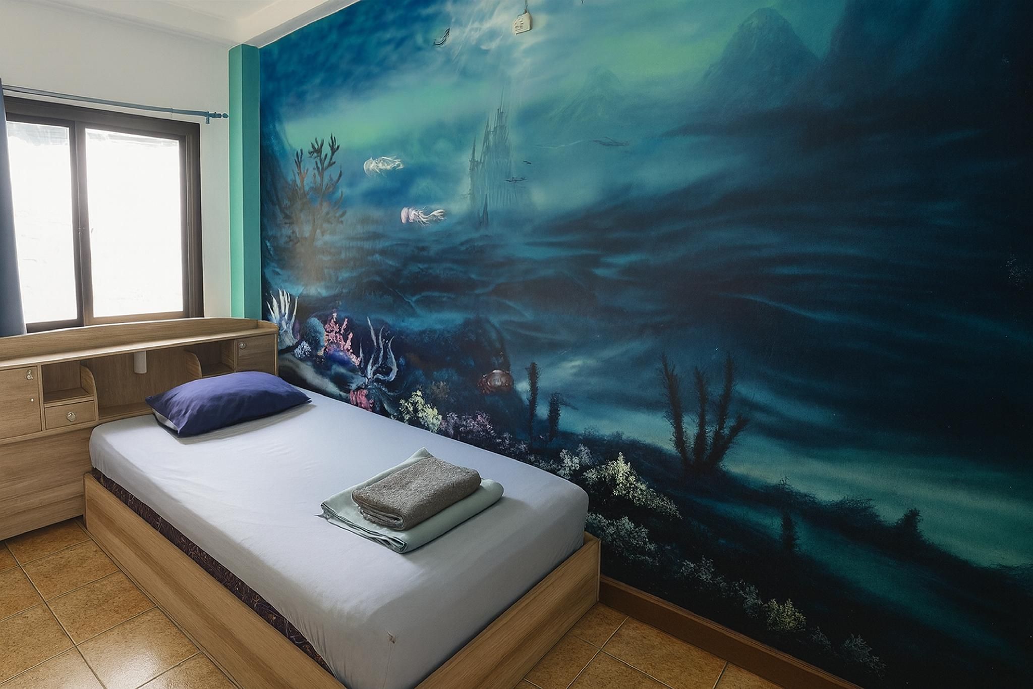 Single Room with Fan